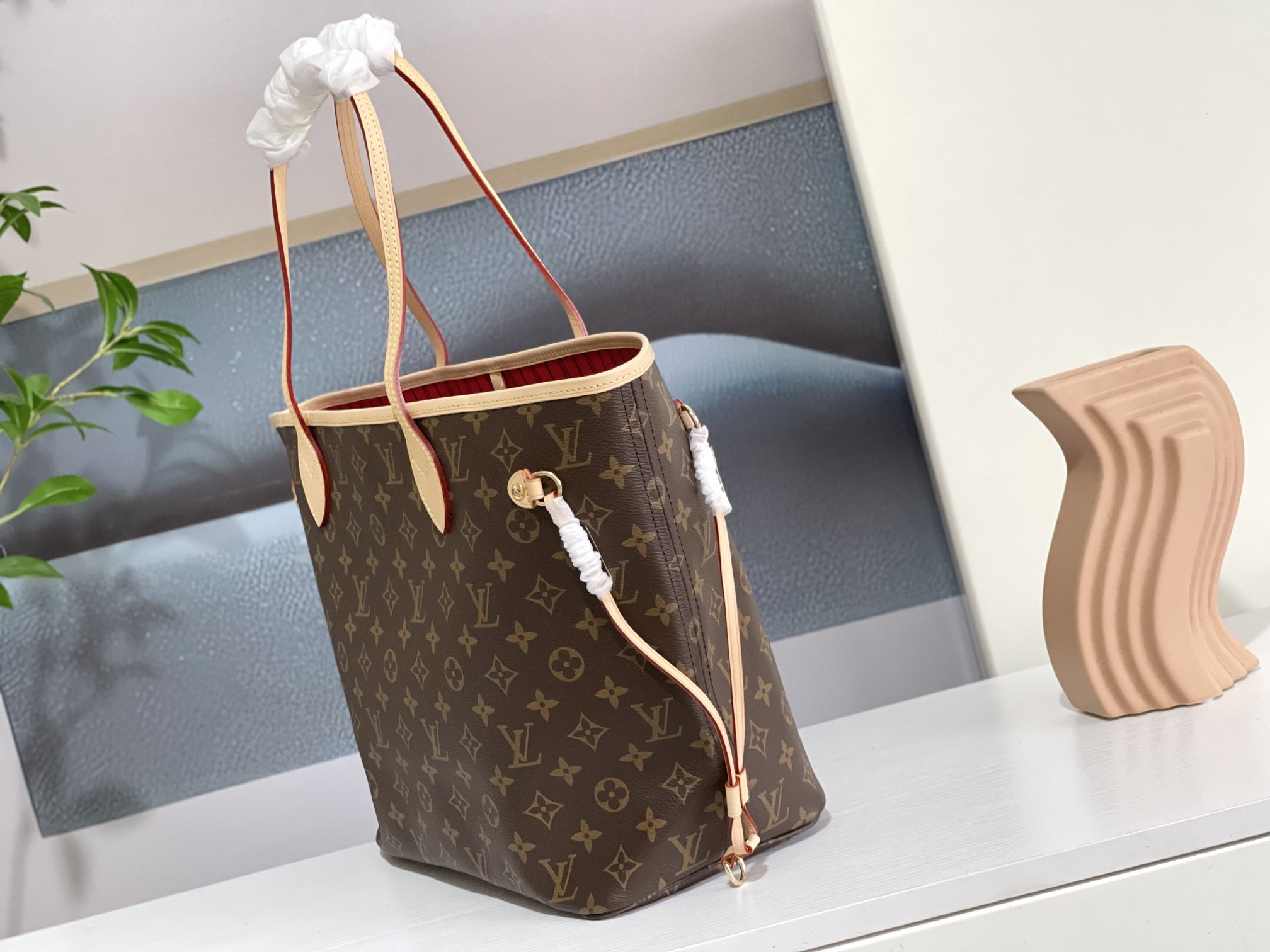 M41177老花-大红 全钢五金💯✅🎀🎀经典购物袋💋31cm 💋LV路易威登新款 Neverfull 全新演绎经典手袋,探索袋内精致细节 2