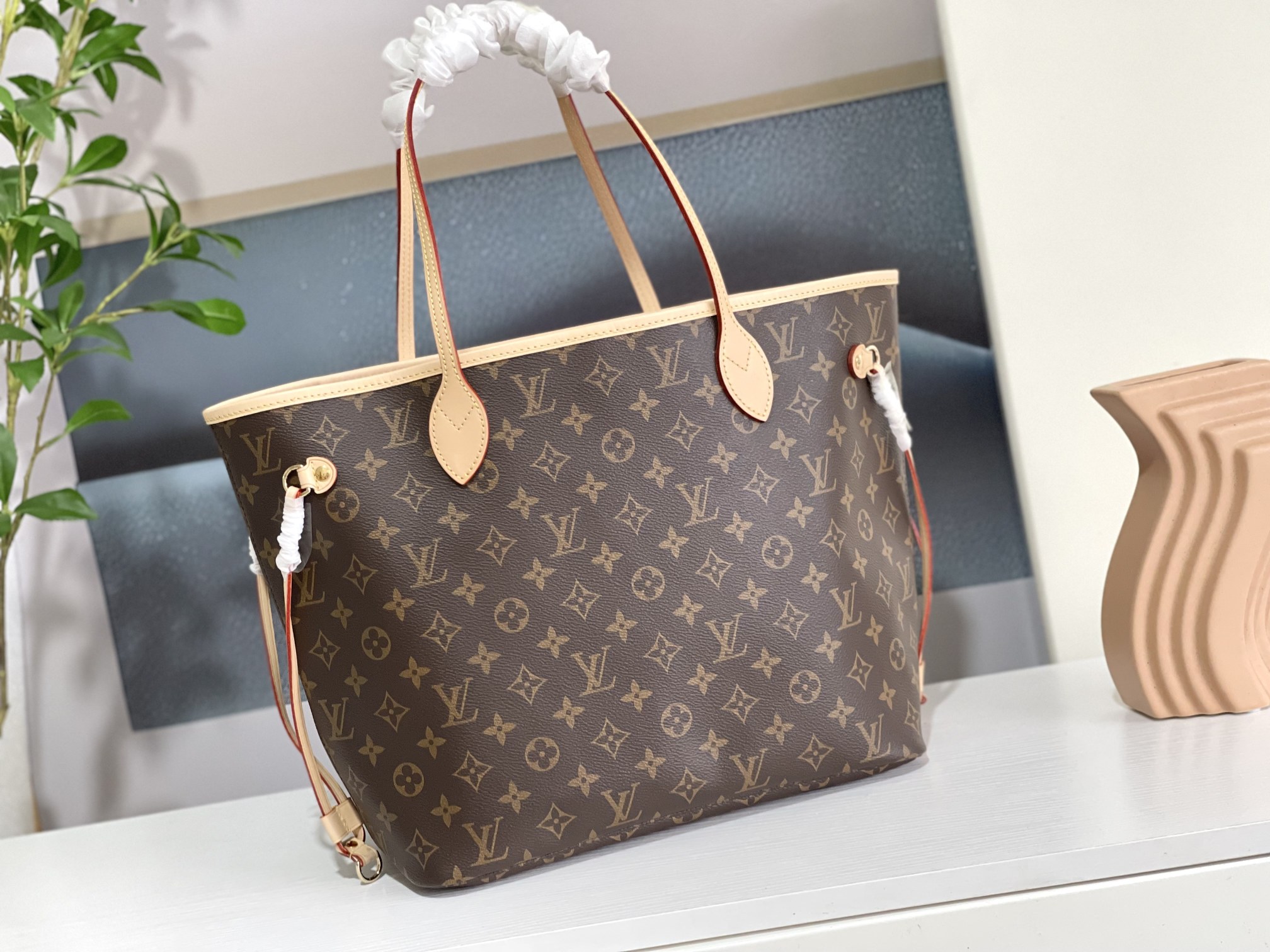M41178老花-玫红 全 钢五金💯✅🎀🎀经典购物袋💋31cm 💋LV路易威登新款 Neverfull 全新演绎经典手袋,探索袋内精致细节 3