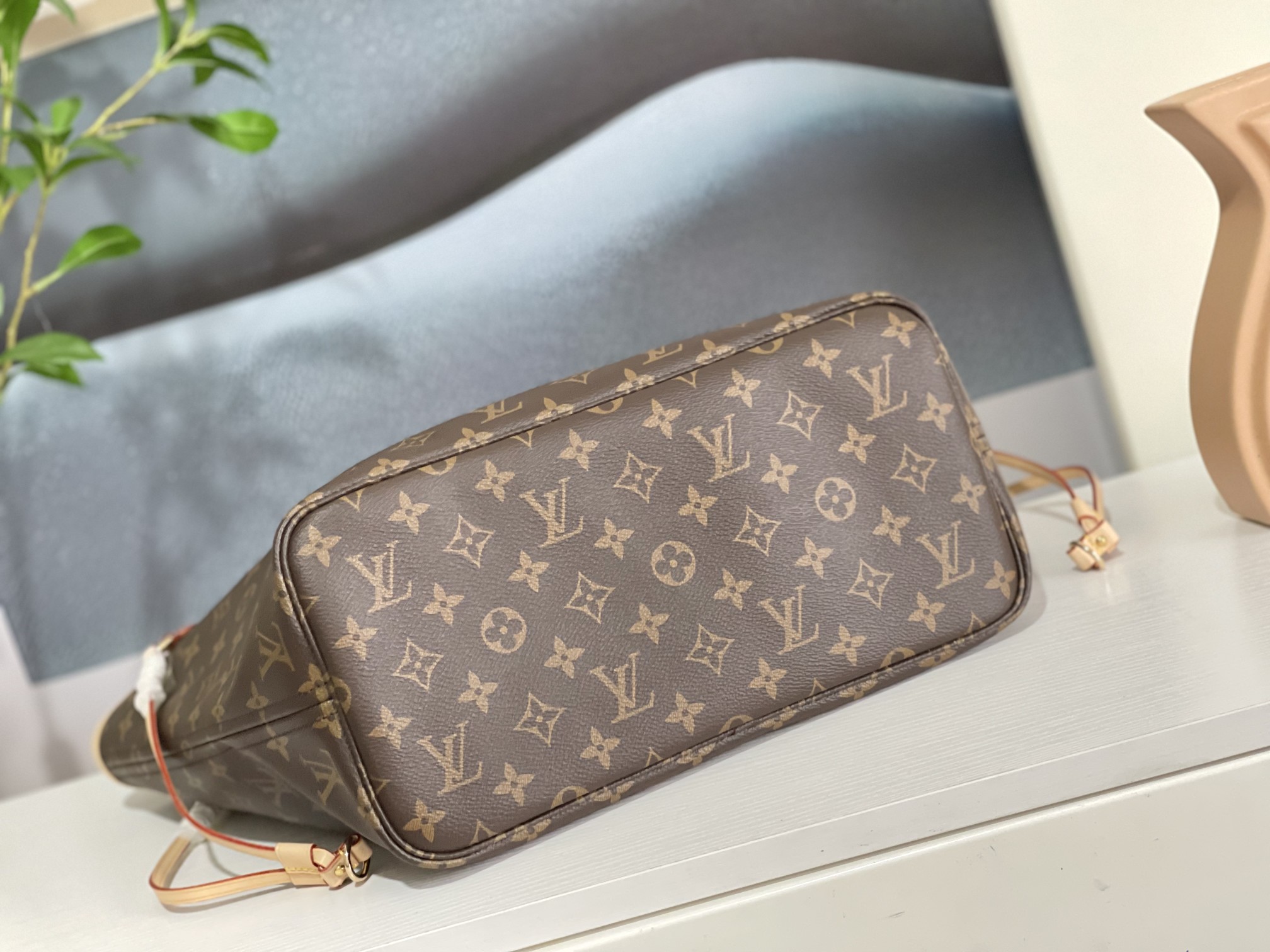 M41178老花-玫红 全 钢五金💯✅🎀🎀经典购物袋💋31cm 💋LV路易威登新款 Neverfull 全新演绎经典手袋,探索袋内精致细节 4