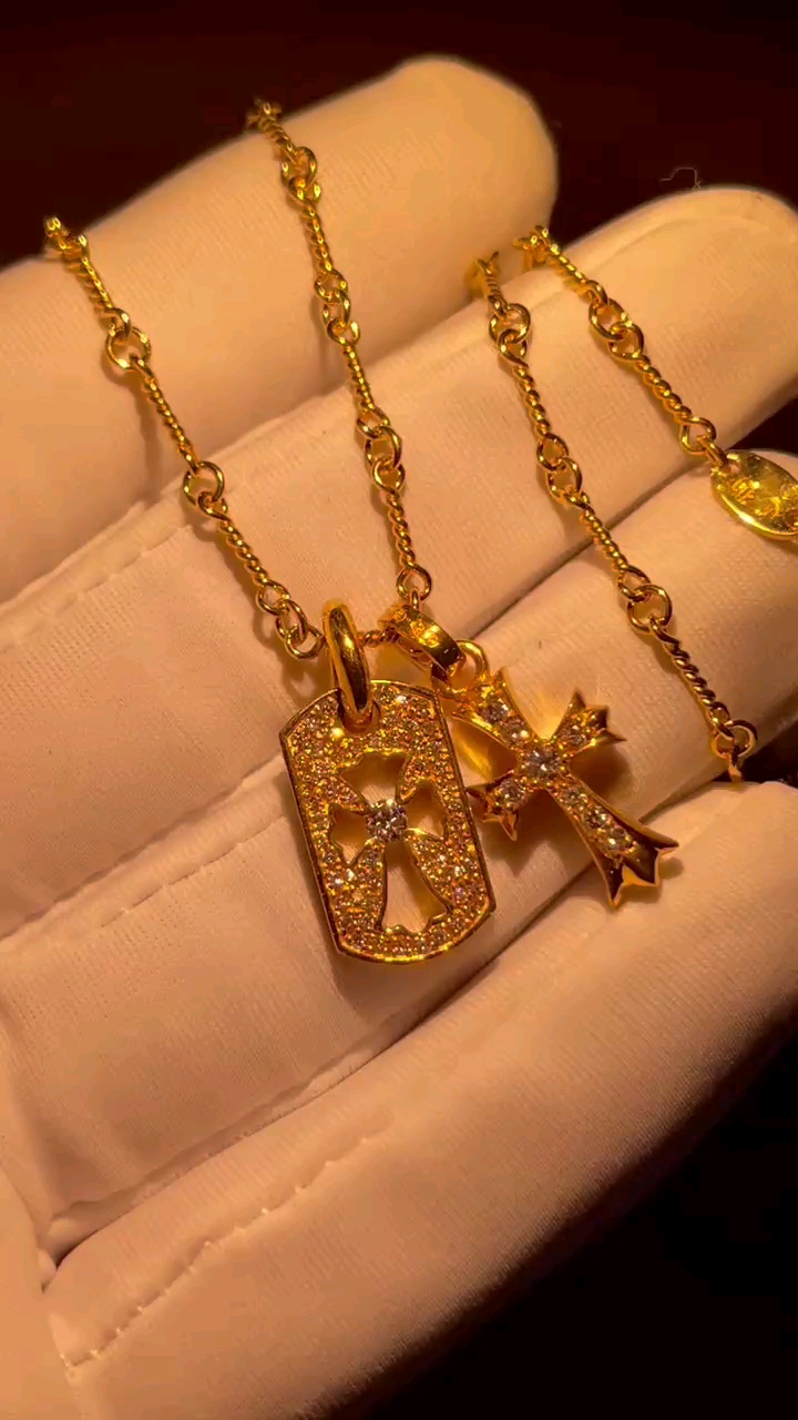 Custom Gold-Plated Diamond Setting, Necklace Pendant