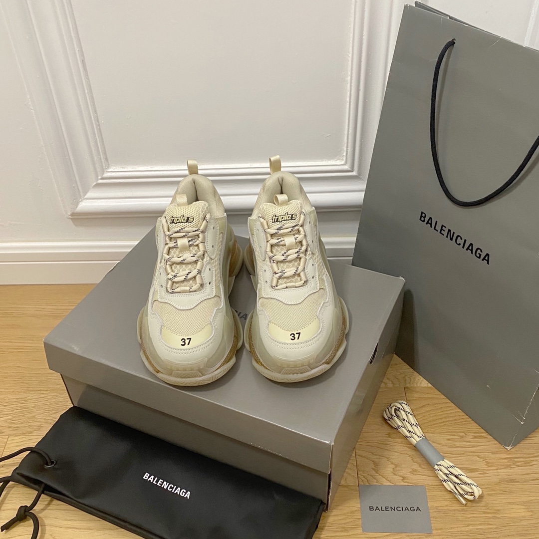Té con leche color antiguo BALENCIAGA · Balenciaga 2022ss nuevo nuevo color triplica los zapatos de papá con colchón de…