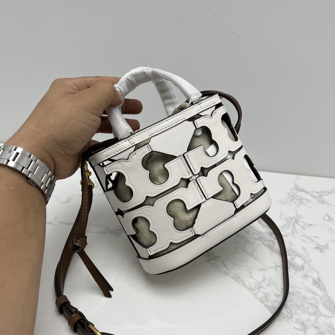 Tory Burch ～TORY BURCH/汤丽柏琦