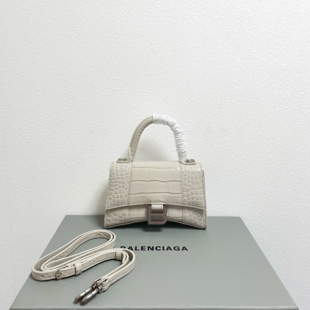 巴黎世家BalenciagaHourglass沙漏包XS1️9️cm高冷气质色系的米白色原单进口小牛皮压
