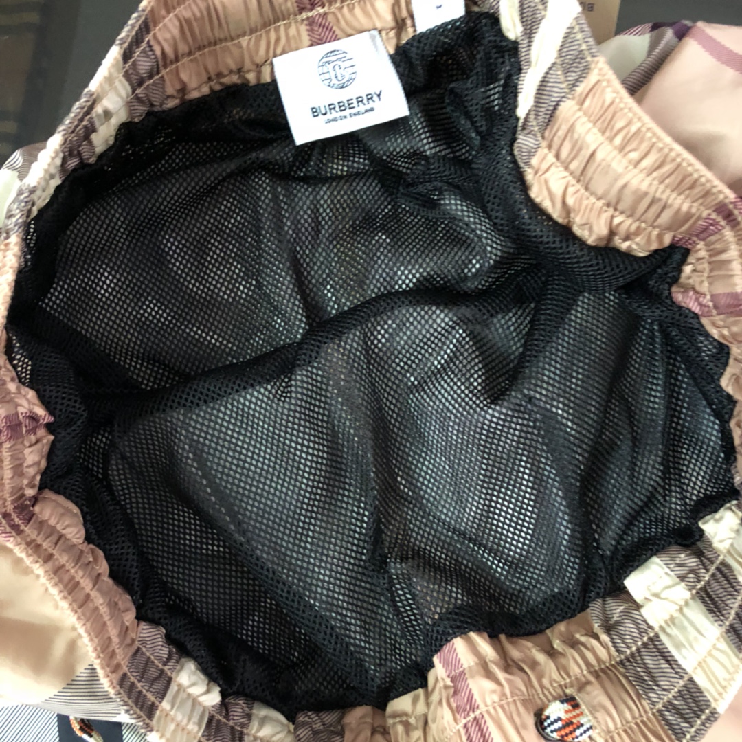 버버리 남성 반바지 136793 Burberry Shorts 썸네일 이미지