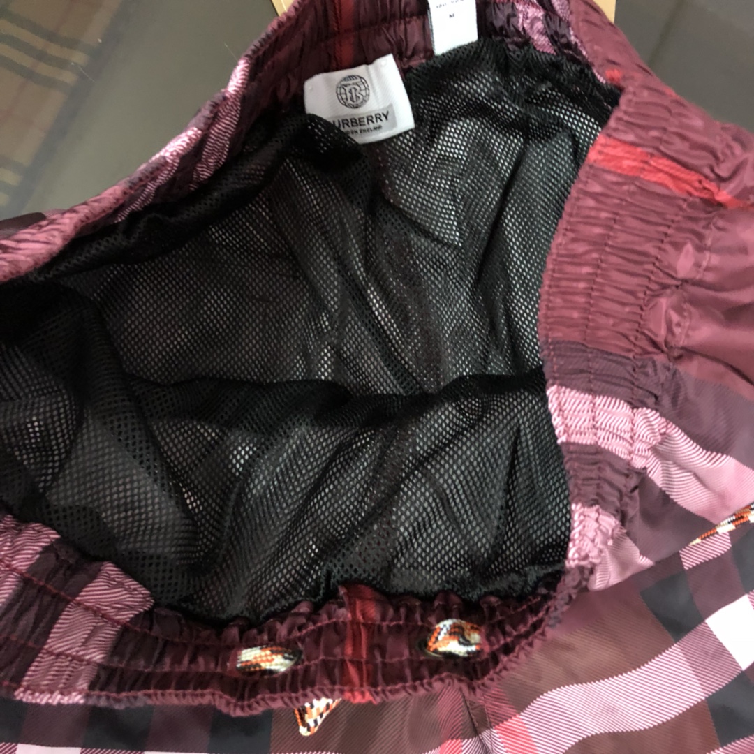 버버리 남성 반바지 136790 Burberry Shorts 썸네일 이미지