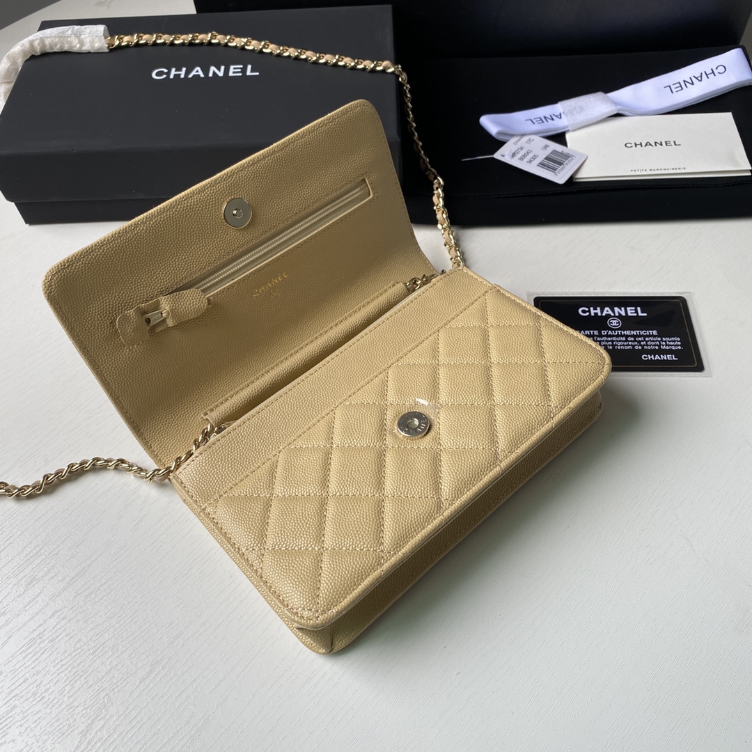 Chanel 小香22新款WOC到货 头层牛皮搭配新款luogo、同样是穿皮旁边钻石包围设计