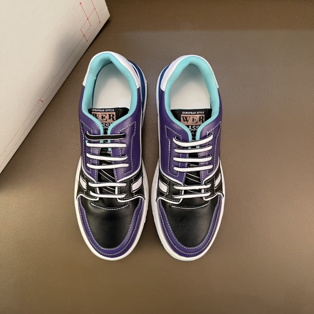 I5  高品质😍 欧美大师设计简洁高档大气，专柜品质值得信赖，面料进口顶级牛皮 。😍 牛皮 内里🐑 做工精细，专柜原版大底，上脚舒适百搭，潮男乐福专属定制，小 麦昆 Alexander McQueen  适合司机户外行车🚗 休闲鞋系列之首 男鞋