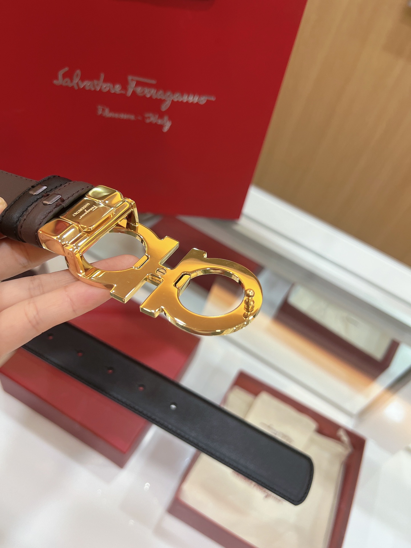 Ferragamo菲拉格慕    精钢8字滚砂金属夹扣男士3.5cm腰带