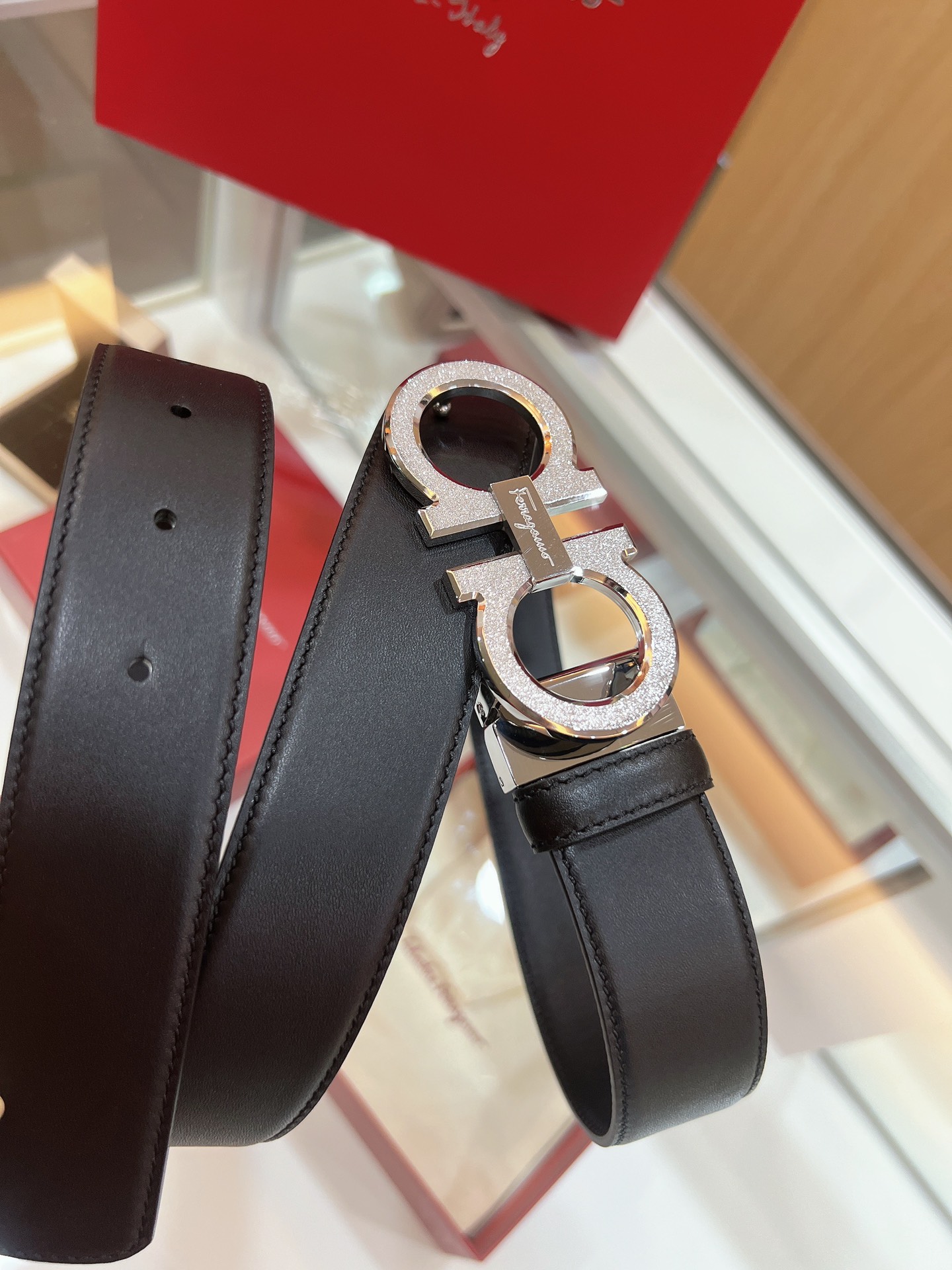 Ferragamo菲拉格慕    精钢8字滚砂金属夹扣男士3.5cm腰带