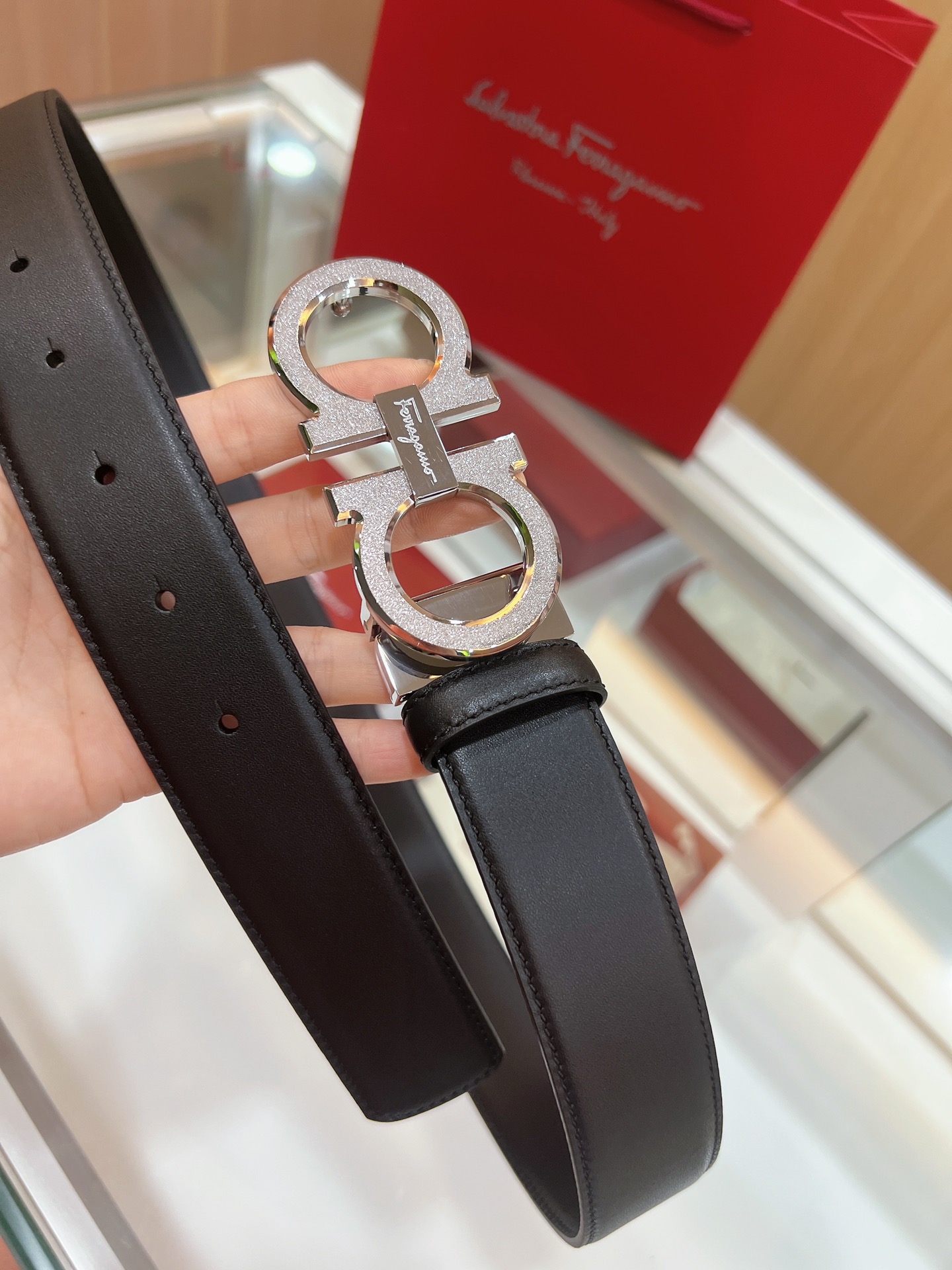 Ferragamo菲拉格慕    精钢8字滚砂金属夹扣男士3.5cm腰带