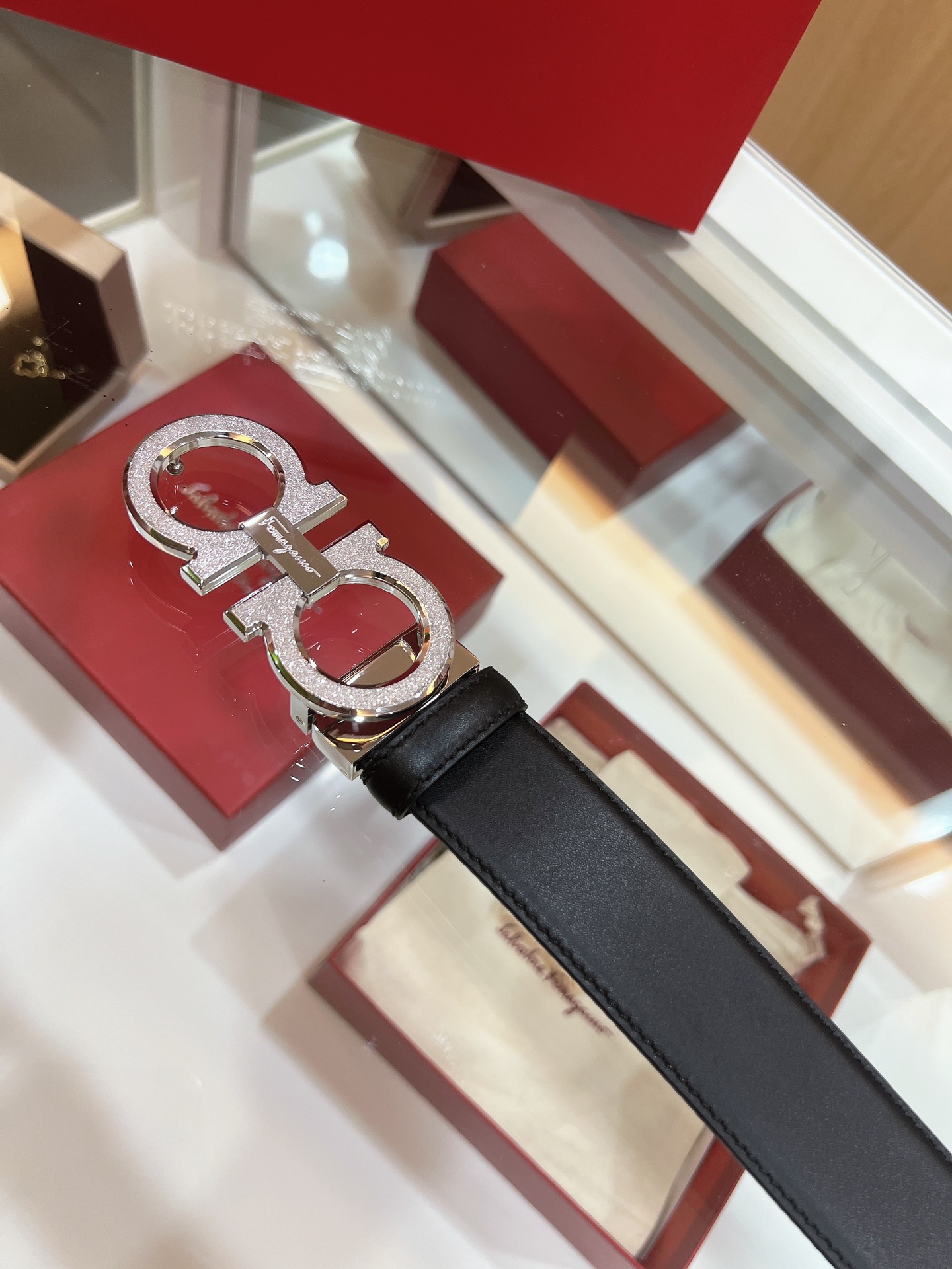 Ferragamo菲拉格慕    精钢8字滚砂金属夹扣男士3.5cm腰带