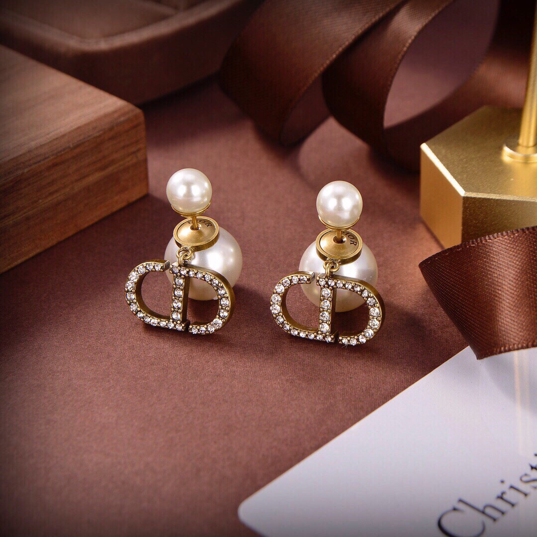 Dior 7 Star
 Jewelry Earring