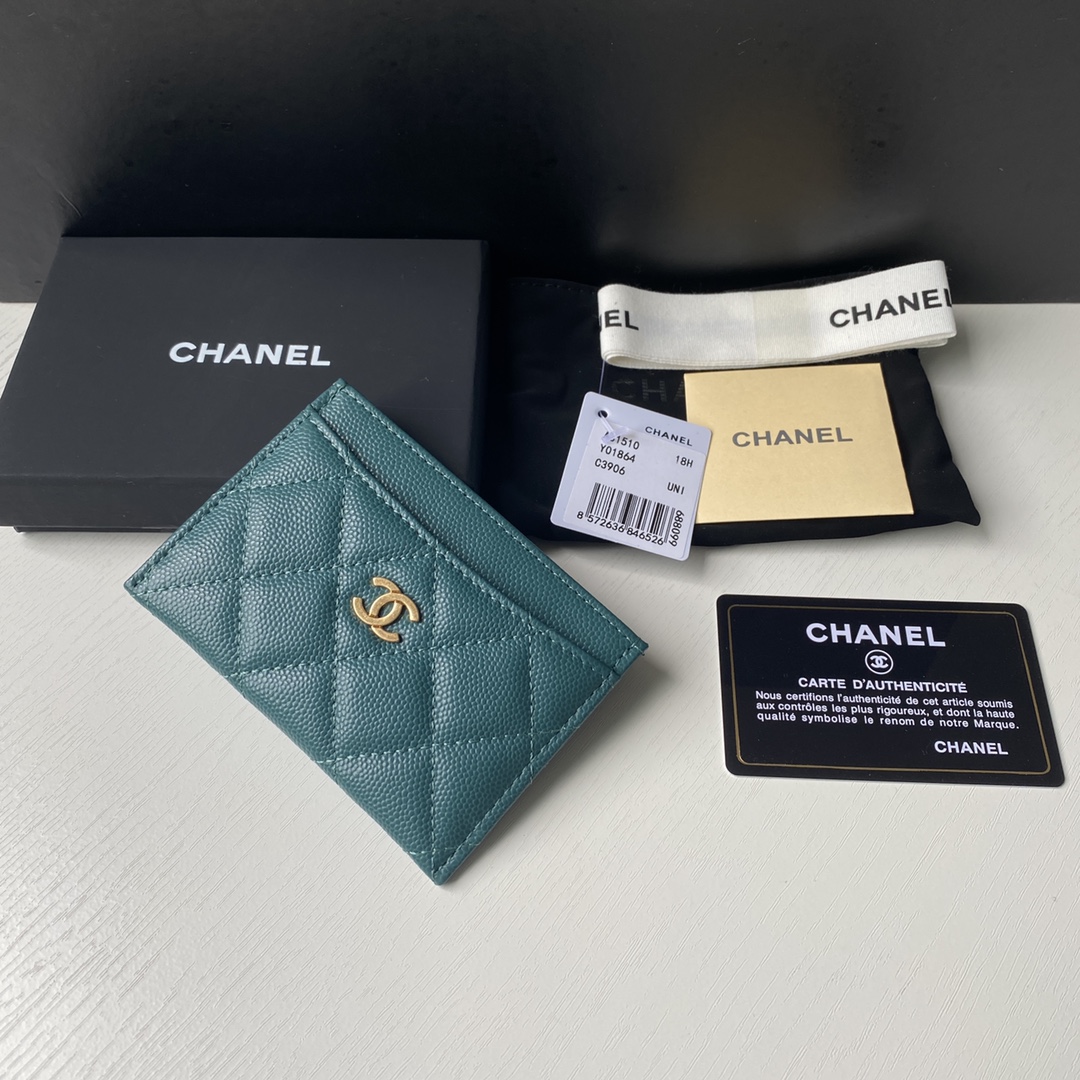 Chanel 卡包 、菱格纹路 小颗粒料皮料完美搭配鎏金，细节美到淋漓尽致全套包装、尺寸:11×7.5×1cm
