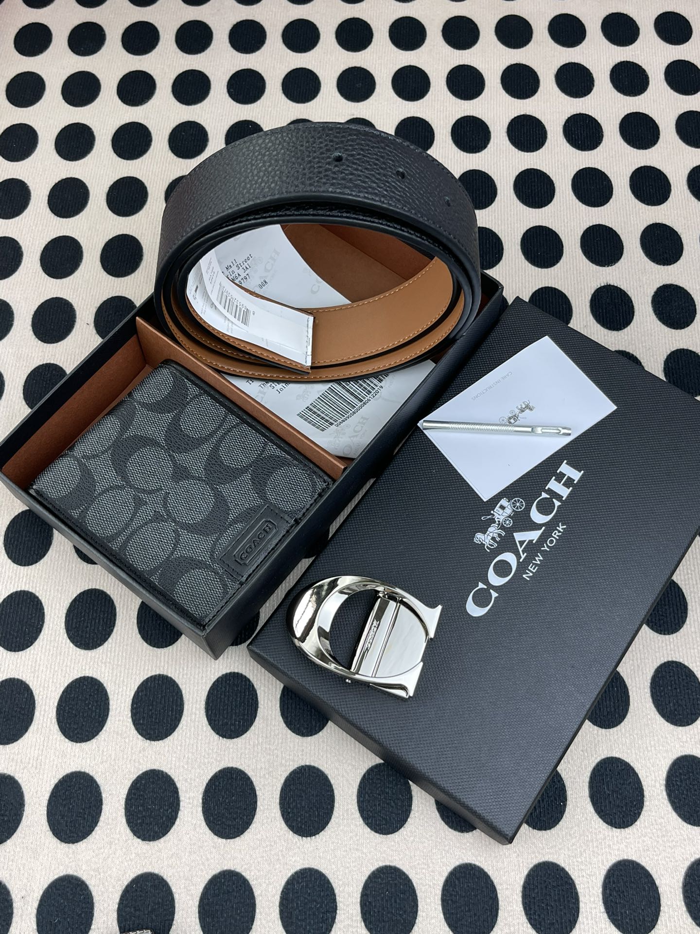Coach ～coach 送礼男款精品皮带+黑色短款钱包74736