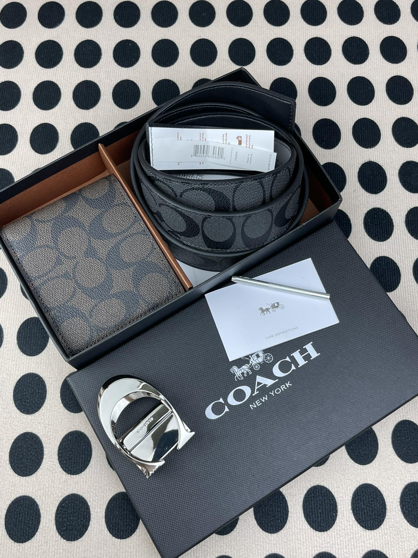 Coach ～coach 送礼男款精品皮带F64839+咖色短款钱包74993