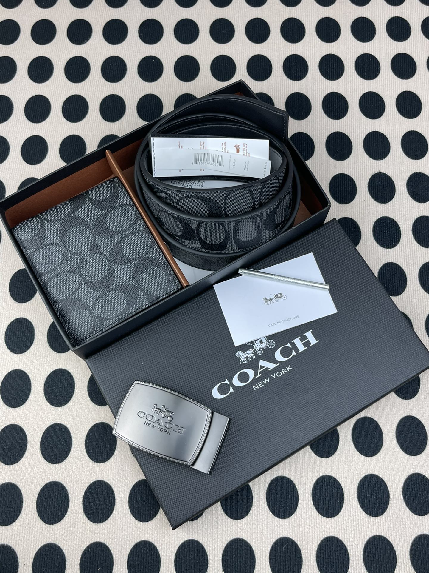 Coach ～coach 送礼男款精品皮带F64839+黑色短款钱包74993