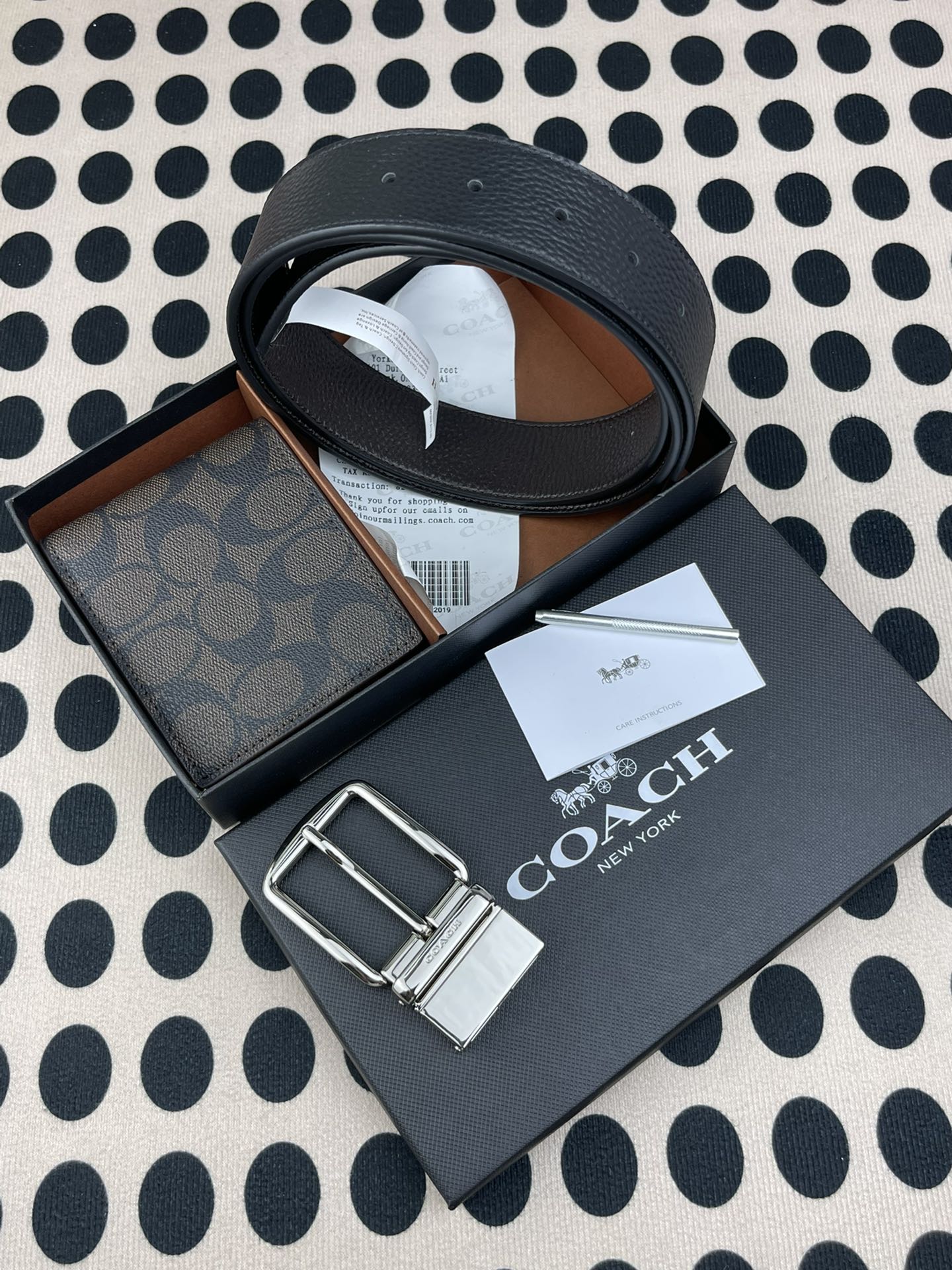 Coach ～coach 送礼男款精品皮带F55434+咖色短款钱包74993