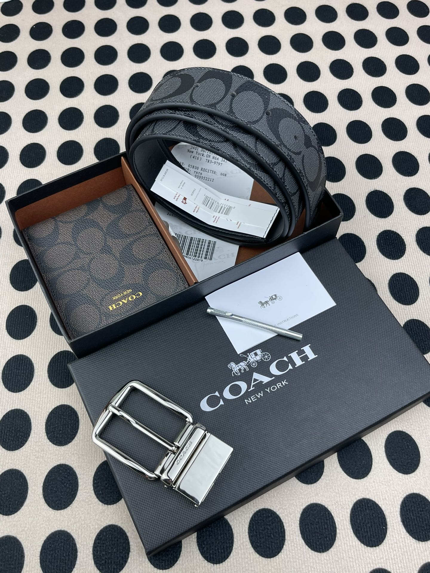 Coach ～coach 送礼男款精品皮带F64839+咖色短款钱包74586