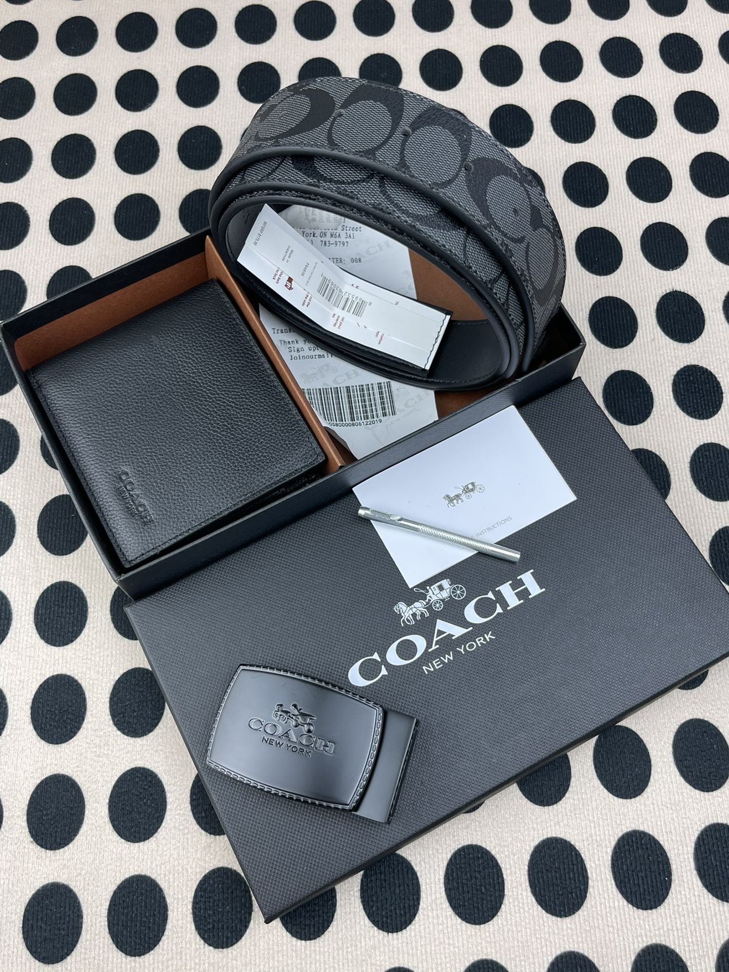 Coach ～coach 送礼男款精品皮带F64839+黑色头成牛皮荔枝纹短款钱包74991