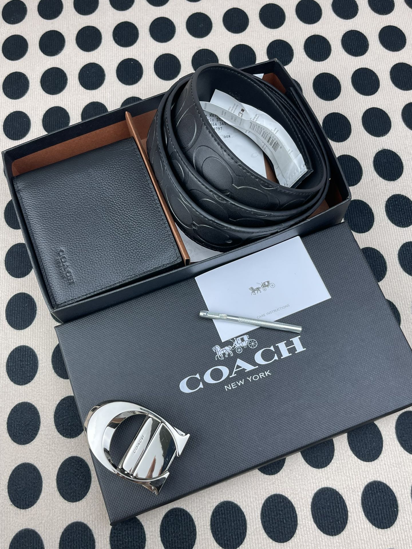 Coach ～coach 送礼男款精品皮带F39643+黑色短款钱包74991