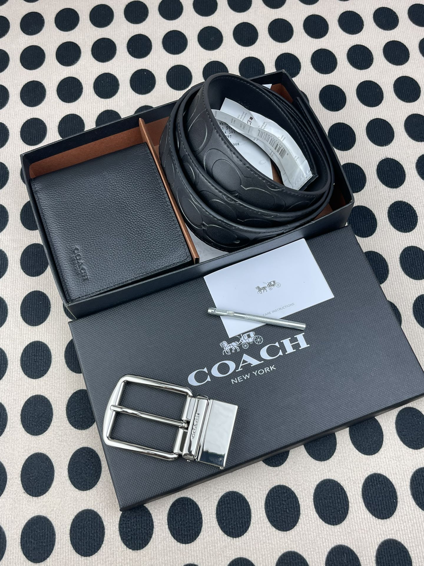 Coach ～coach 送礼男款精品皮带F39643+黑色短款钱包74991