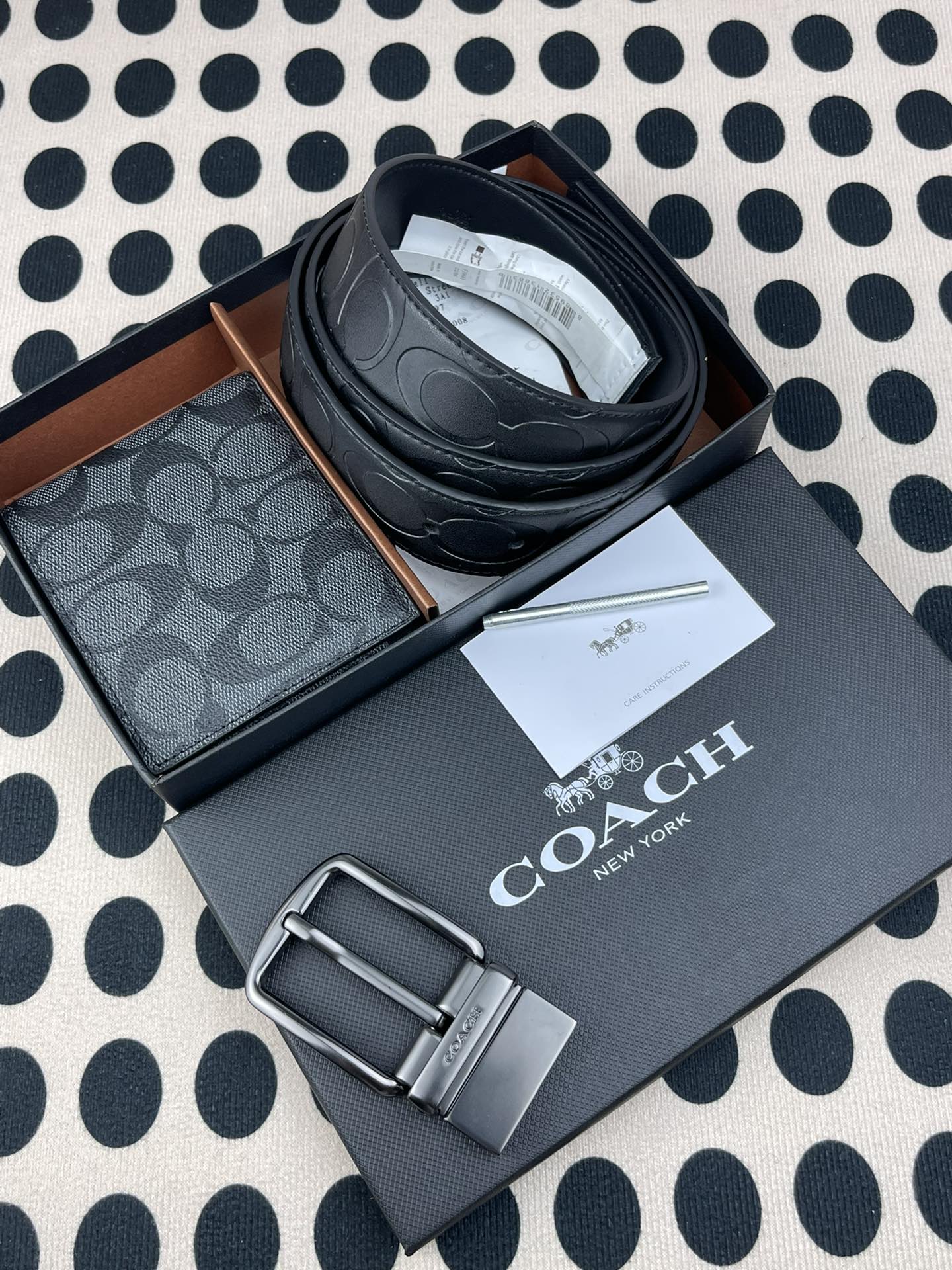 Coach ～coach 送礼男款精品皮带F39643+黑色短款钱包74993