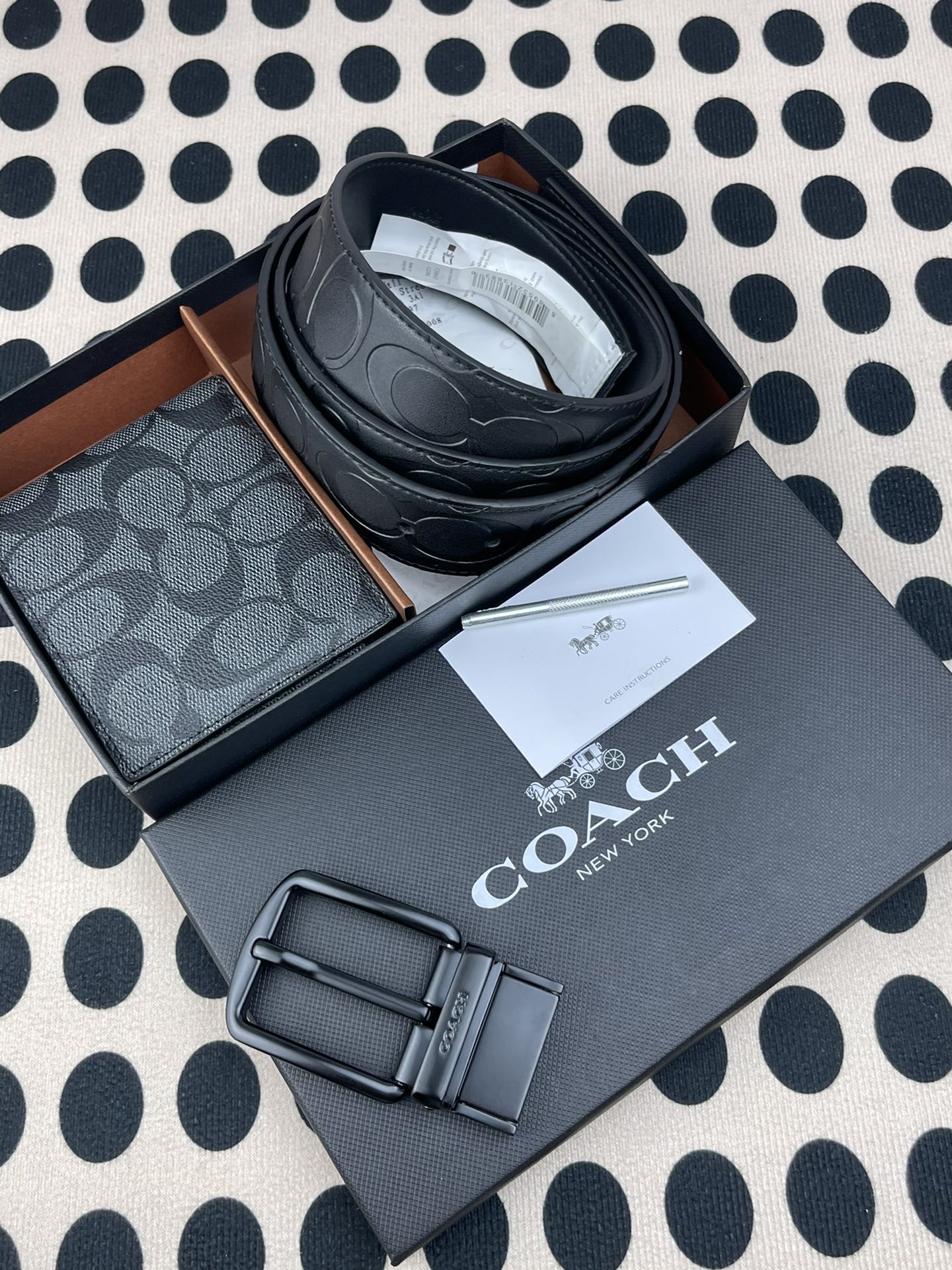 Coach ～coach 送礼男款精品皮带F39643+黑色短款钱包74993