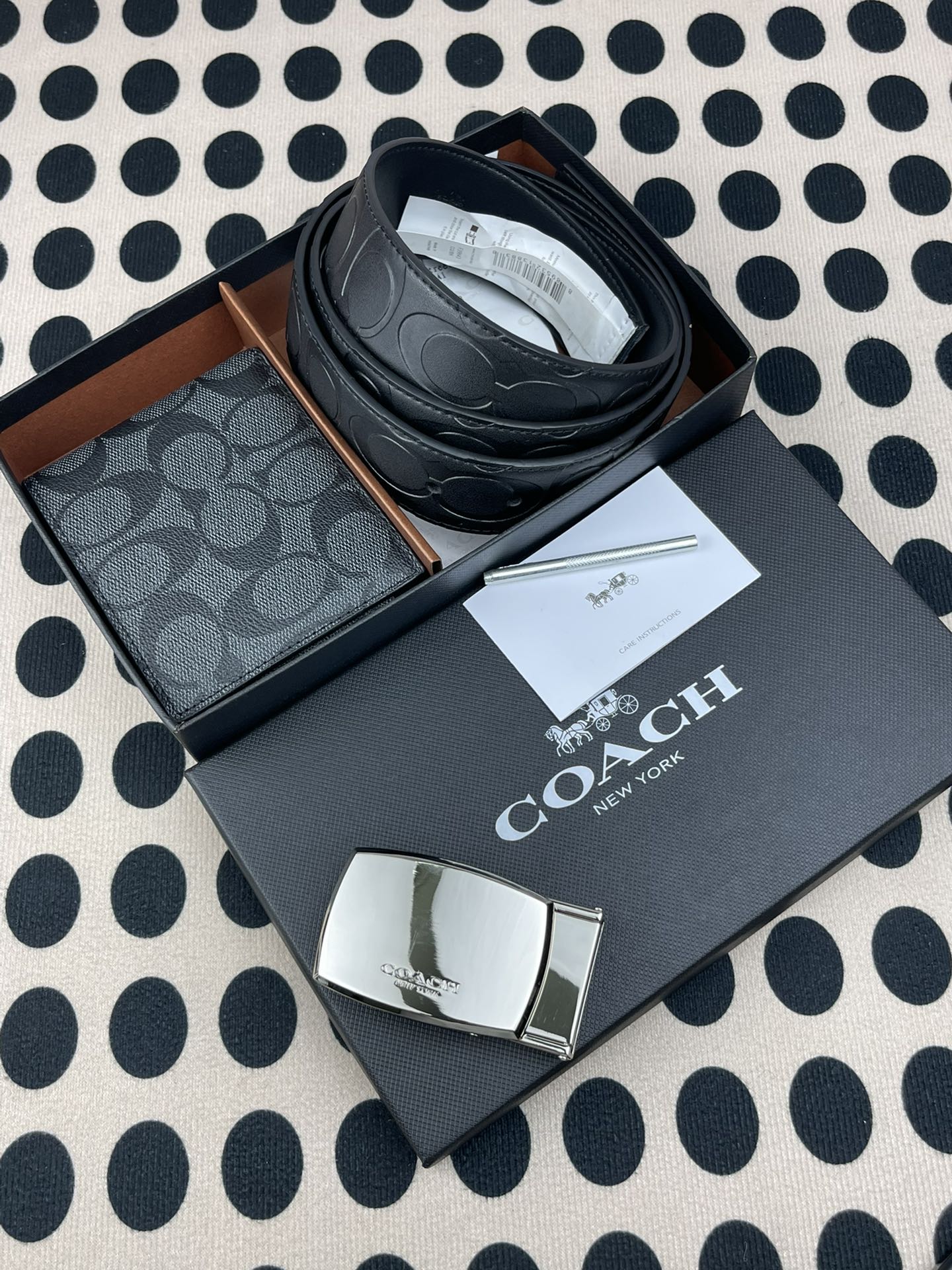 Coach ～coach 送礼男款精品皮带F39643+黑色短款钱包74993