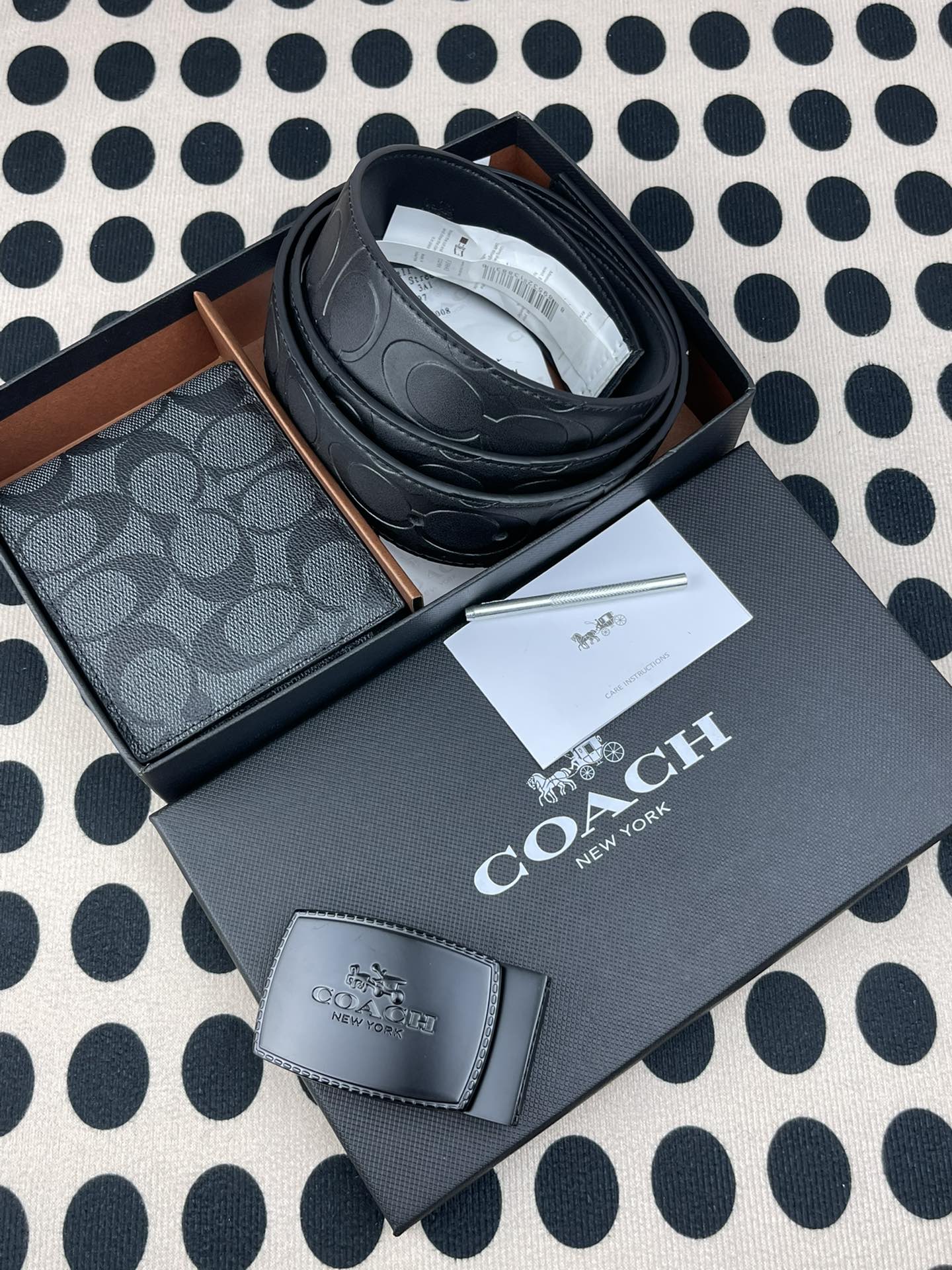 Coach ～coach 送礼男款精品皮带F39643+黑色短款钱包74993