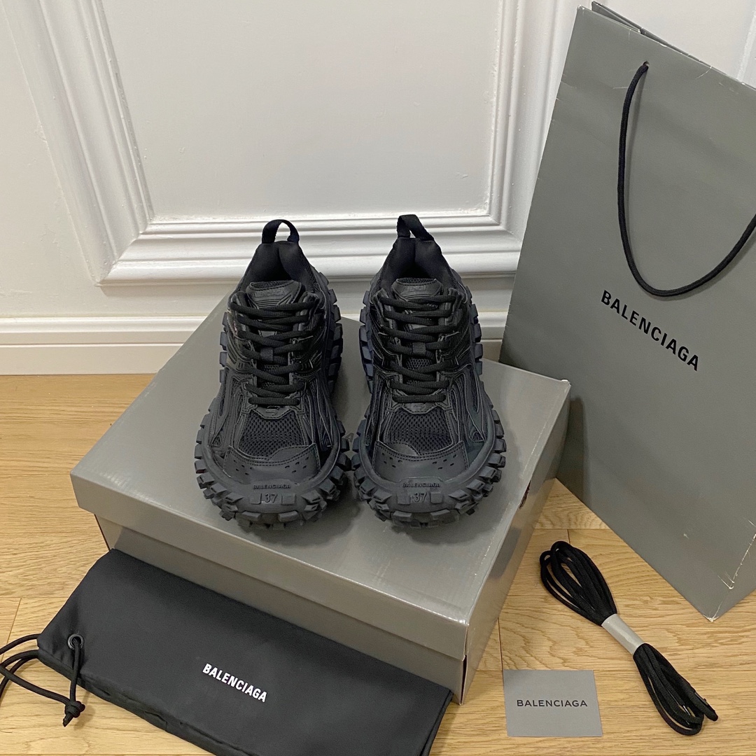 Negro BALENCIAGA · Balenciaga 2022ss nuevo DEFENDER 9th generación 9.0 zapatos con neumáticos zapatos para papá zapatil…