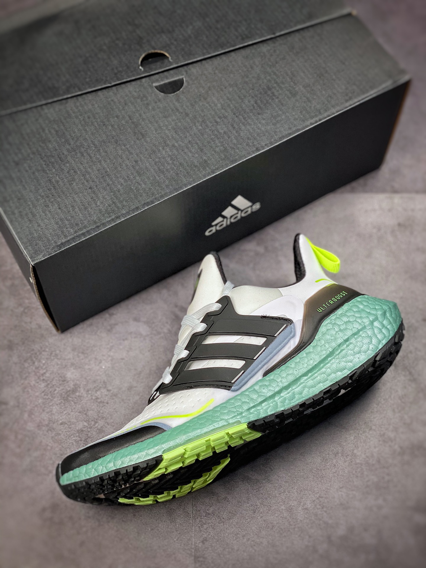 190 #UB 2021 爆米花 前凸后翘”的adidas ultra boost 2021系列正式曝光S23898-莆田鞋,莆田鞋货源,高仿鞋,高仿鞋货源,安福档口,莆田高仿鞋,莆田鞋批发,高仿鞋批发,莆田高仿运动鞋,高仿运动鞋,莆田运动鞋 190 #UB 2021 爆米花 前凸后翘”的adidas ultra boost 2021系列正式曝光S23898