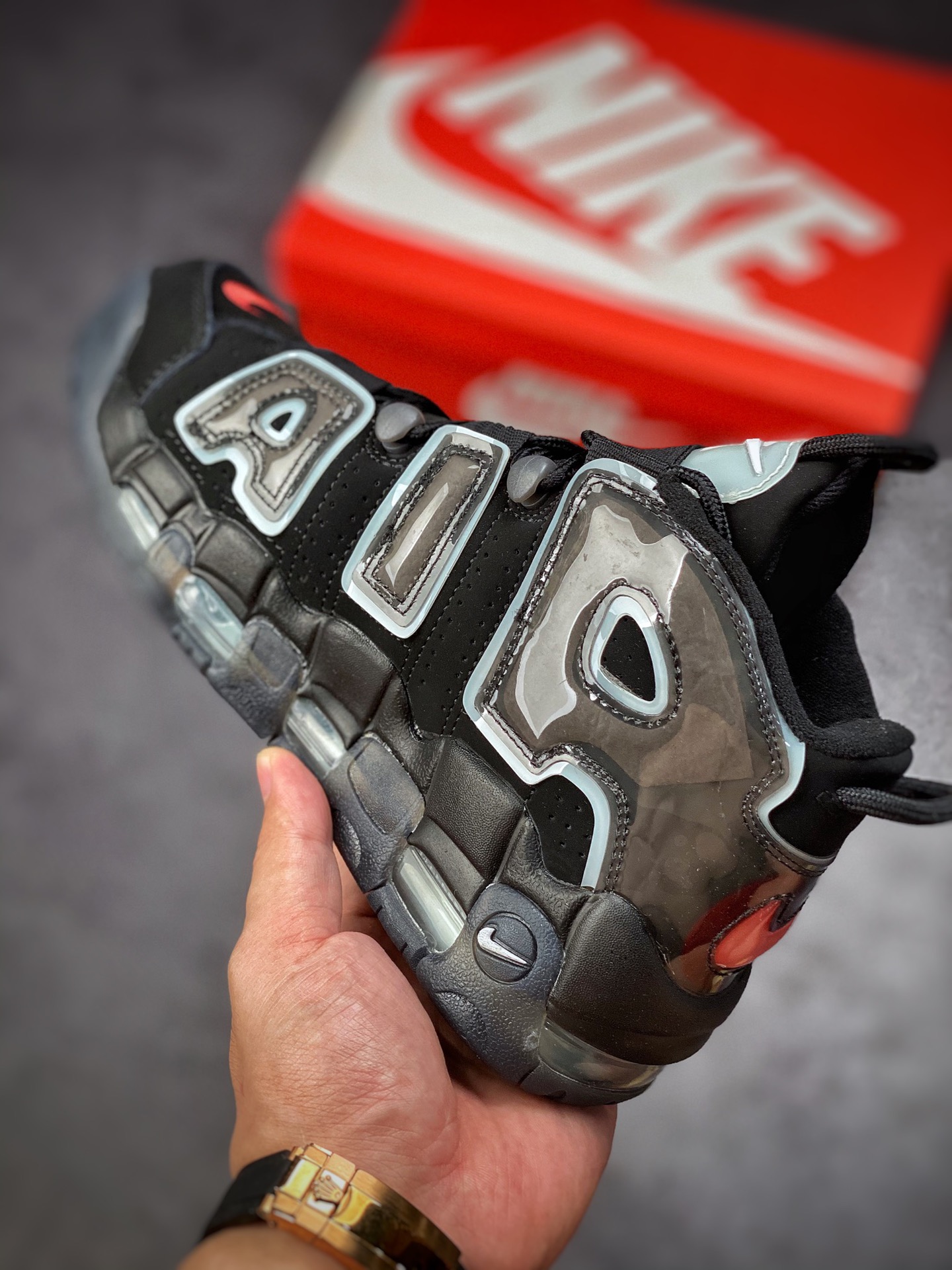 260 Air More Uptempo 黑蓝撕纸 代表着历史最高版本皮蓬 DJ4633-010