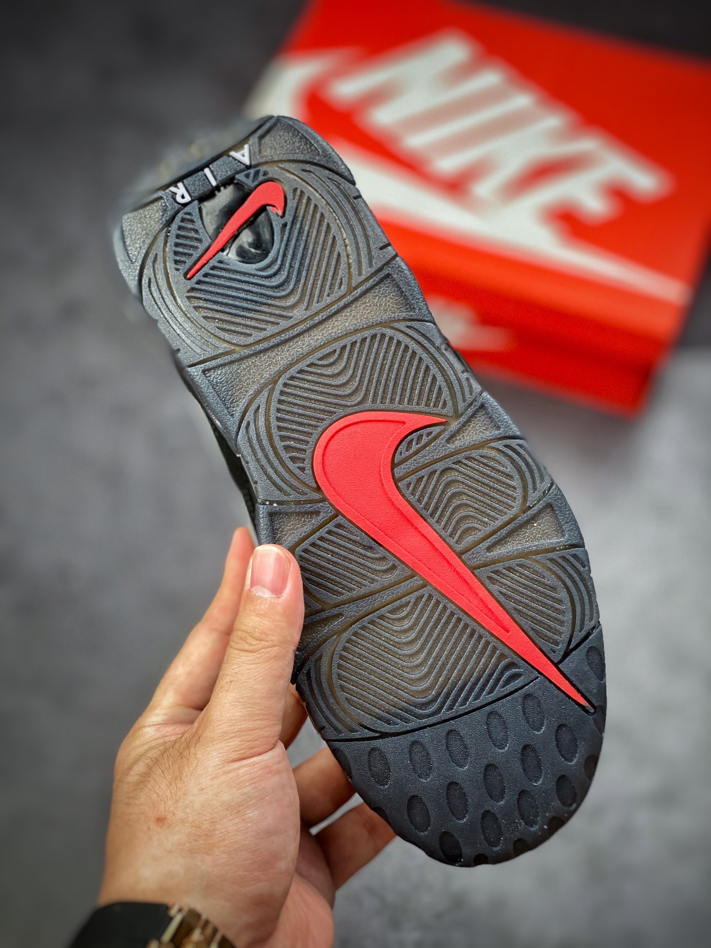 260 Air More Uptempo 黑蓝撕纸 代表着历史最高版本皮蓬 DJ4633-010