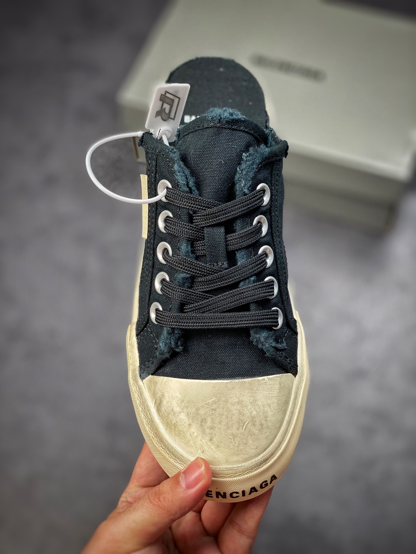 260 BALENCIAGA巴黎世家22夏季新品PARIS磨损做旧效果休闲帆布鞋