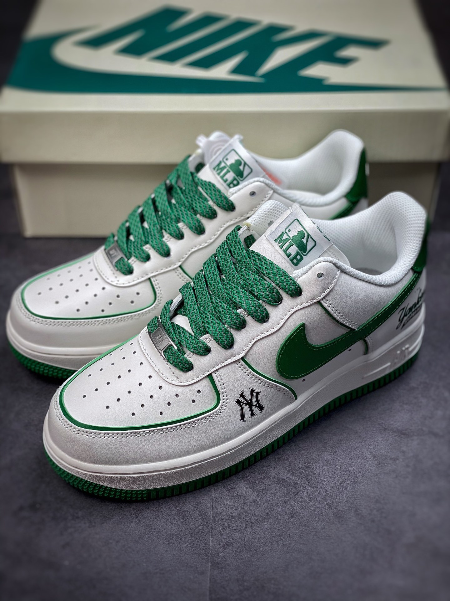 240 Nike Air Force 1 Low 07 MLB联名 白绿 BS8806-533