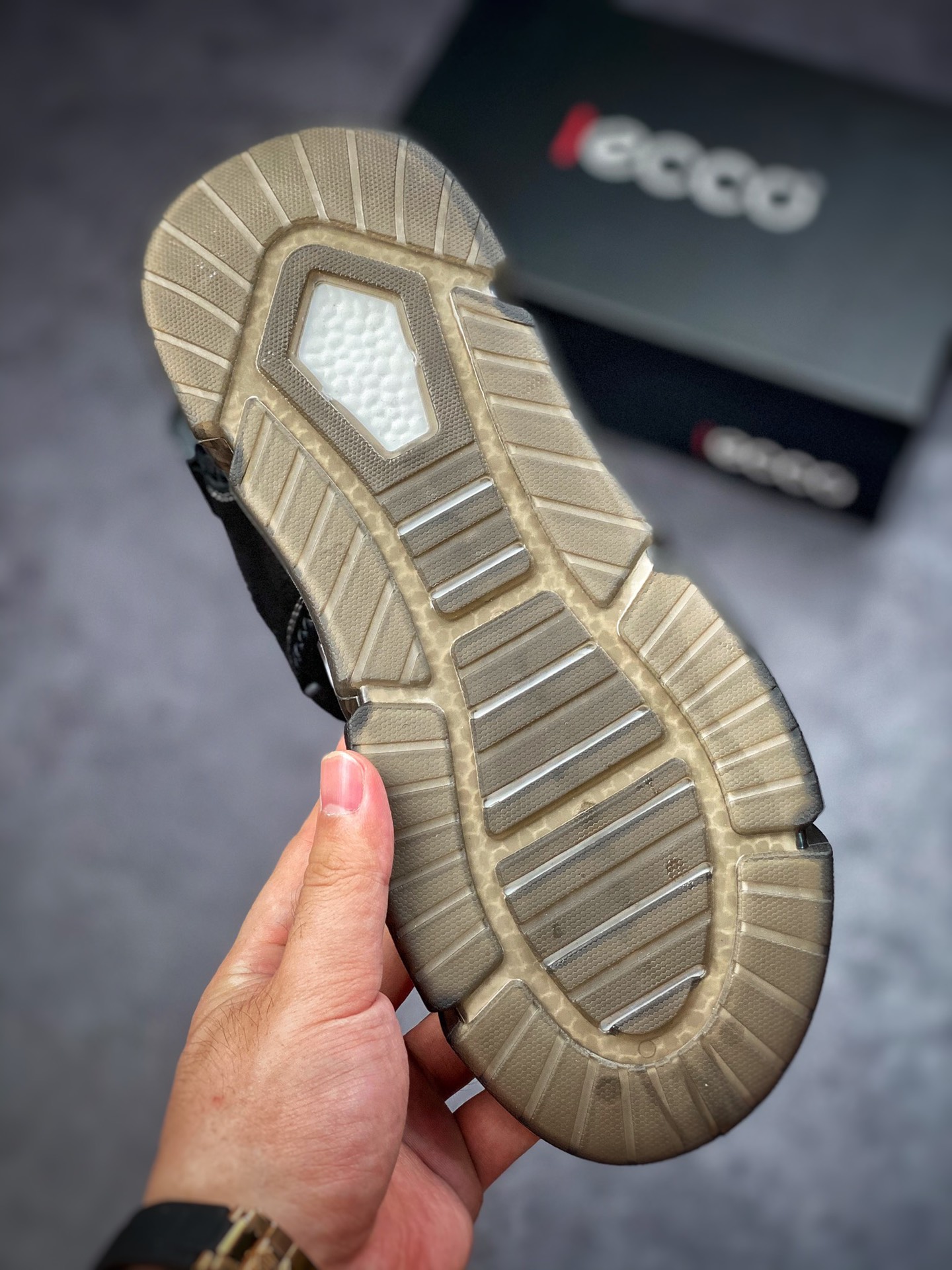 220 ECCO爱步男鞋夏季2022专柜同步新款 运动凉鞋沙滩鞋男