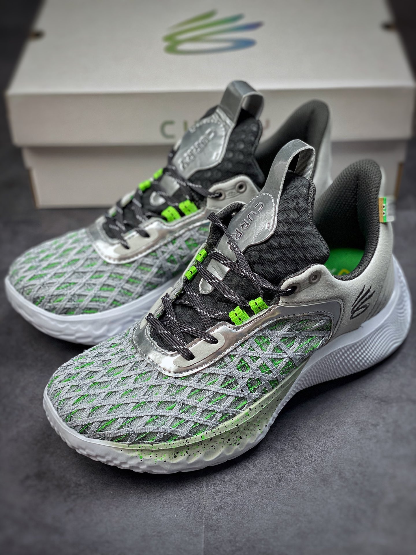 200 Under Armour Curry Flow 9 “Beyond The Stripe” 安德玛库里9代3024248-102