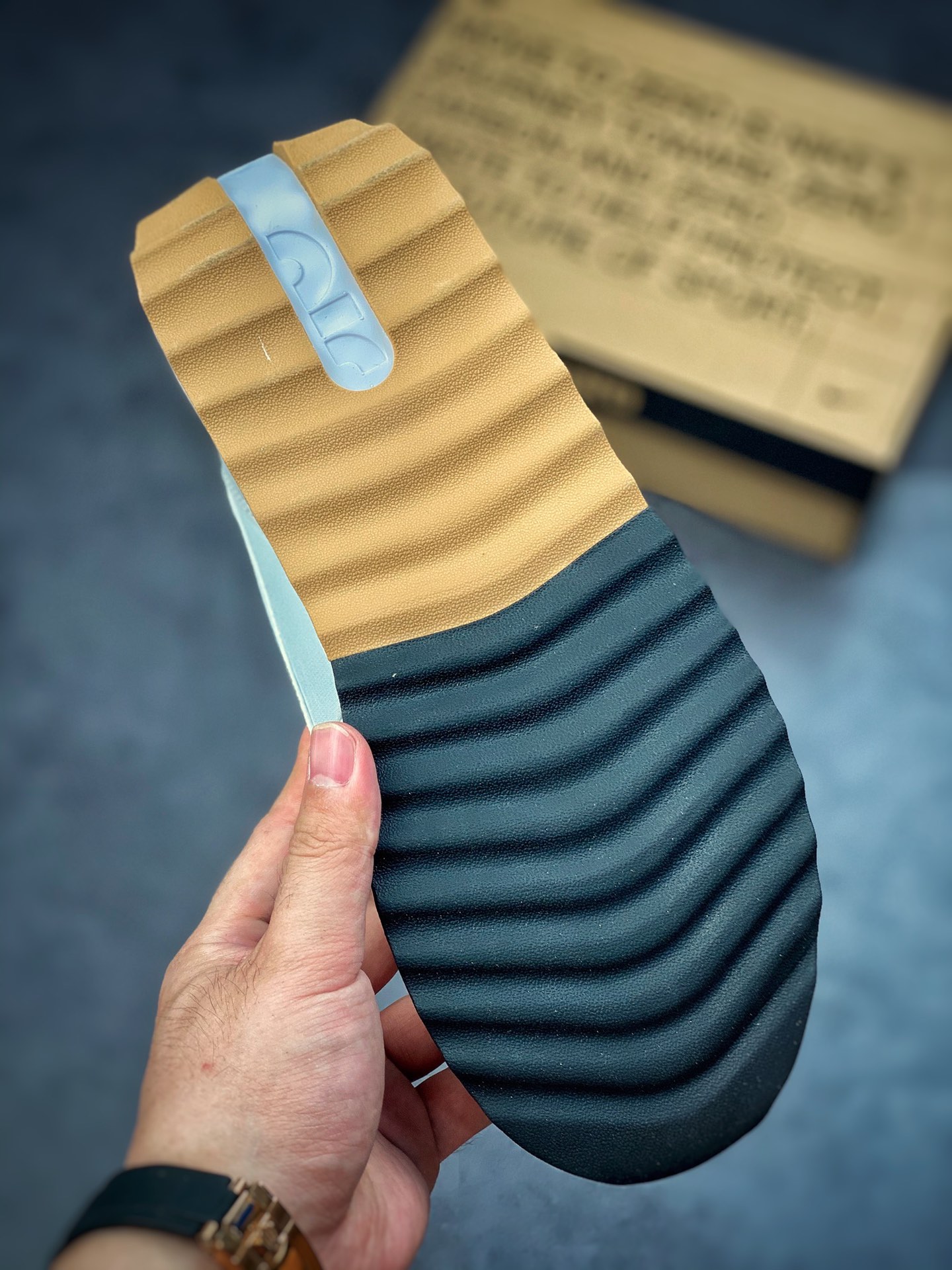 220 NIKE Air Max Dawn 黎明系列 低帮气垫百搭休闲运动慢跑鞋DJ3624-002