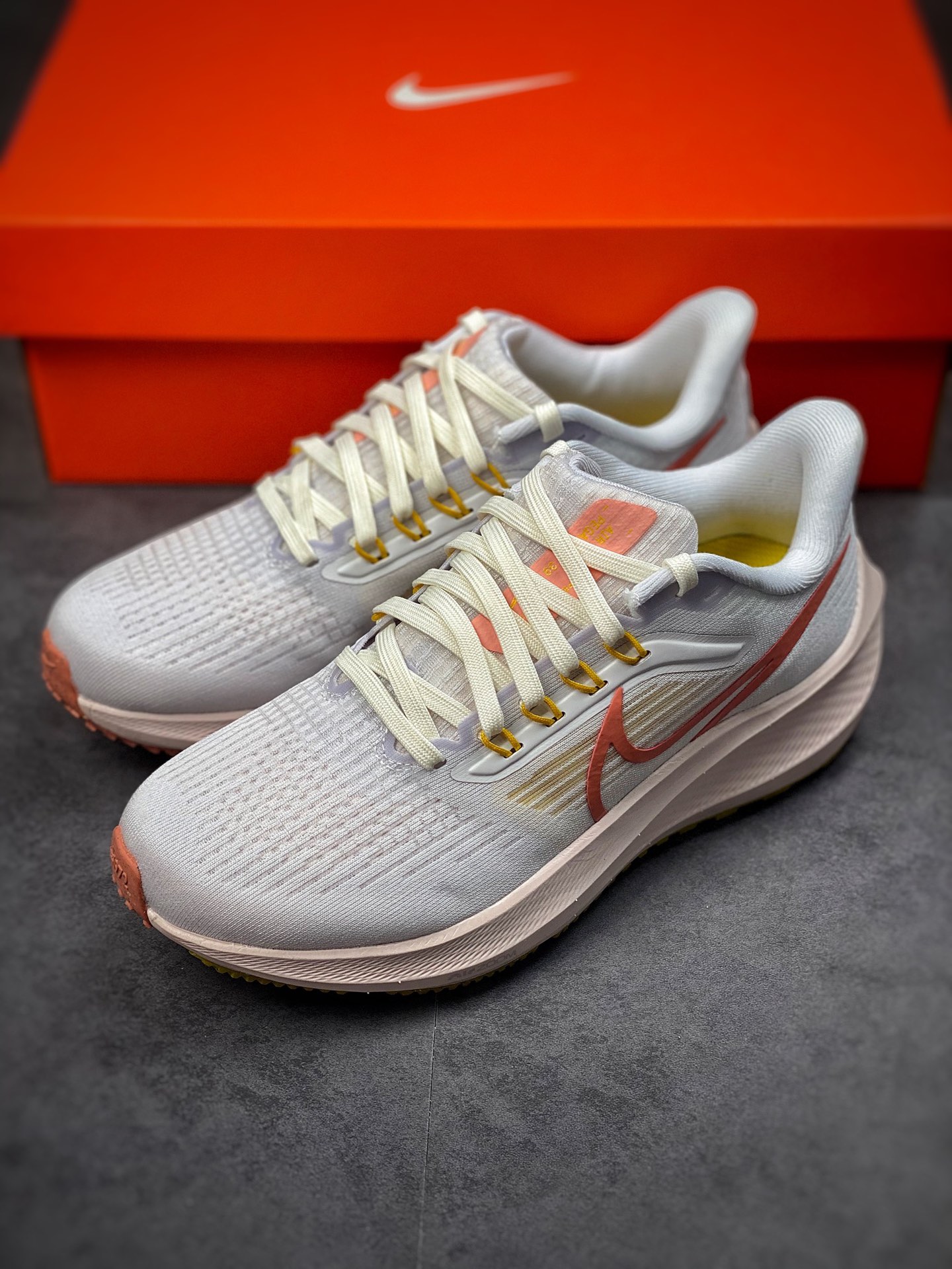 190 耐克Nike Zoom Pegasus 39代 超级飞马涡轮增压马拉松休闲运动慢跑鞋DH4072-501-莆田鞋,莆田鞋货源,高仿鞋,高仿鞋货源,安福档口,莆田高仿鞋,莆田鞋批发,高仿鞋批发,莆田高仿运动鞋,高仿运动鞋,莆田运动鞋 190 耐克Nike Zoom Pegasus 39代 超级飞马涡轮增压马拉松休闲运动慢跑鞋DH4072-501