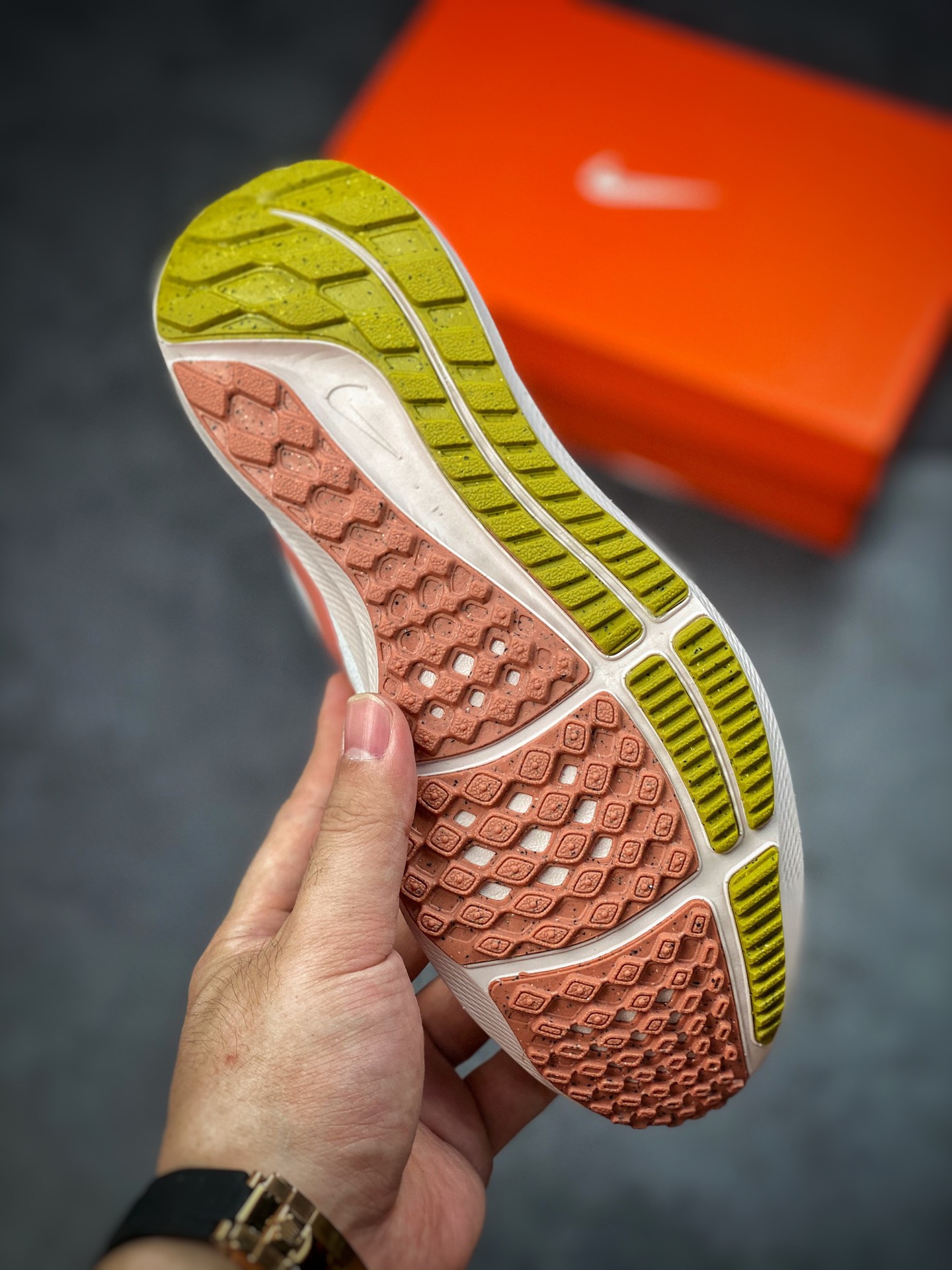 190 耐克Nike Zoom Pegasus 39代 超级飞马涡轮增压马拉松休闲运动慢跑鞋DH4072-501-莆田鞋,莆田鞋货源,高仿鞋,高仿鞋货源,安福档口,莆田高仿鞋,莆田鞋批发,高仿鞋批发,莆田高仿运动鞋,高仿运动鞋,莆田运动鞋 190 耐克Nike Zoom Pegasus 39代 超级飞马涡轮增压马拉松休闲运动慢跑鞋DH4072-501