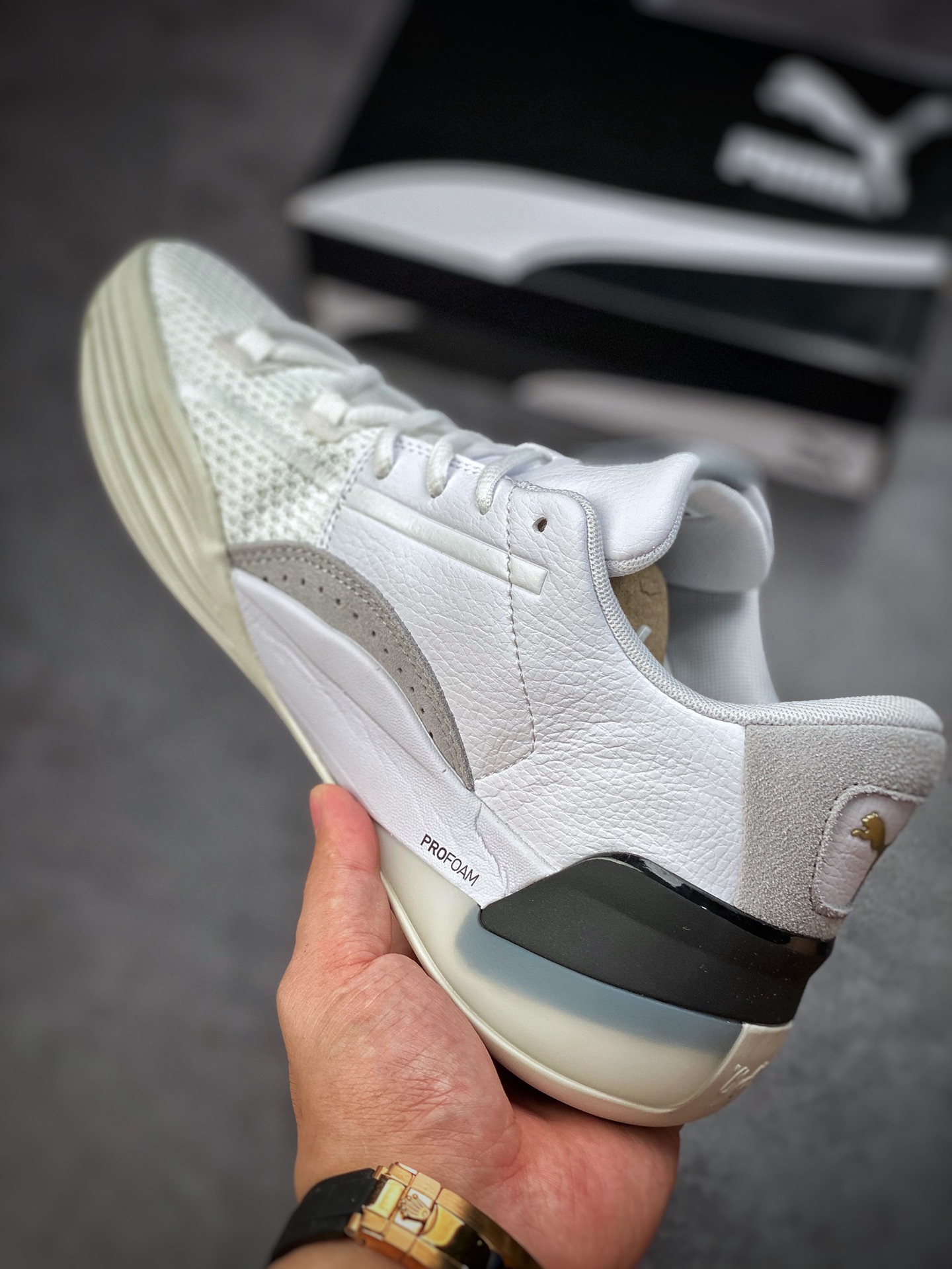 200 Puma Clyde Hardwood 系列 黑白 彪马全新复古低帮篮球鞋系列 193663-01