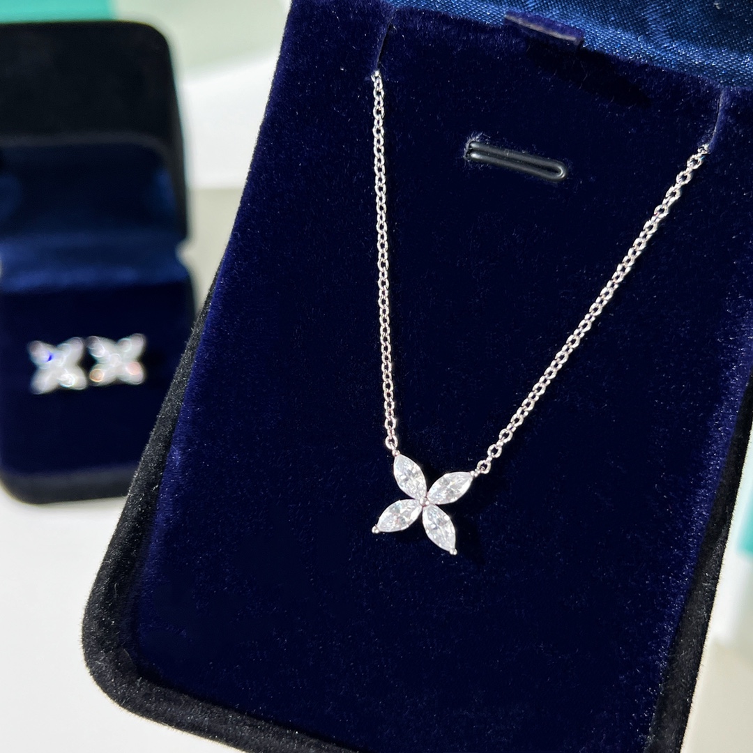 Tiffany&co 蒂芙尼Tiffany Victoria ™M 系列四叶草马眼项链 耳钉
