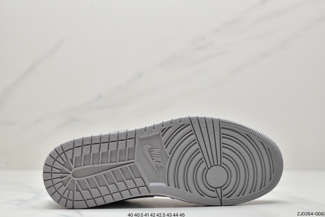 240 Air Jordan 1 Low AJ1乔1低帮休闲板鞋553558