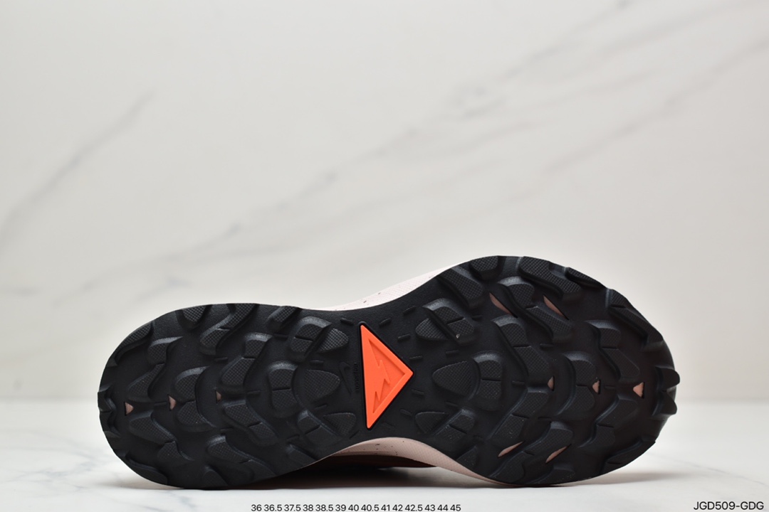 180 Nike Pegasus Trail 3 运动鞋 跑步鞋DC8793-300