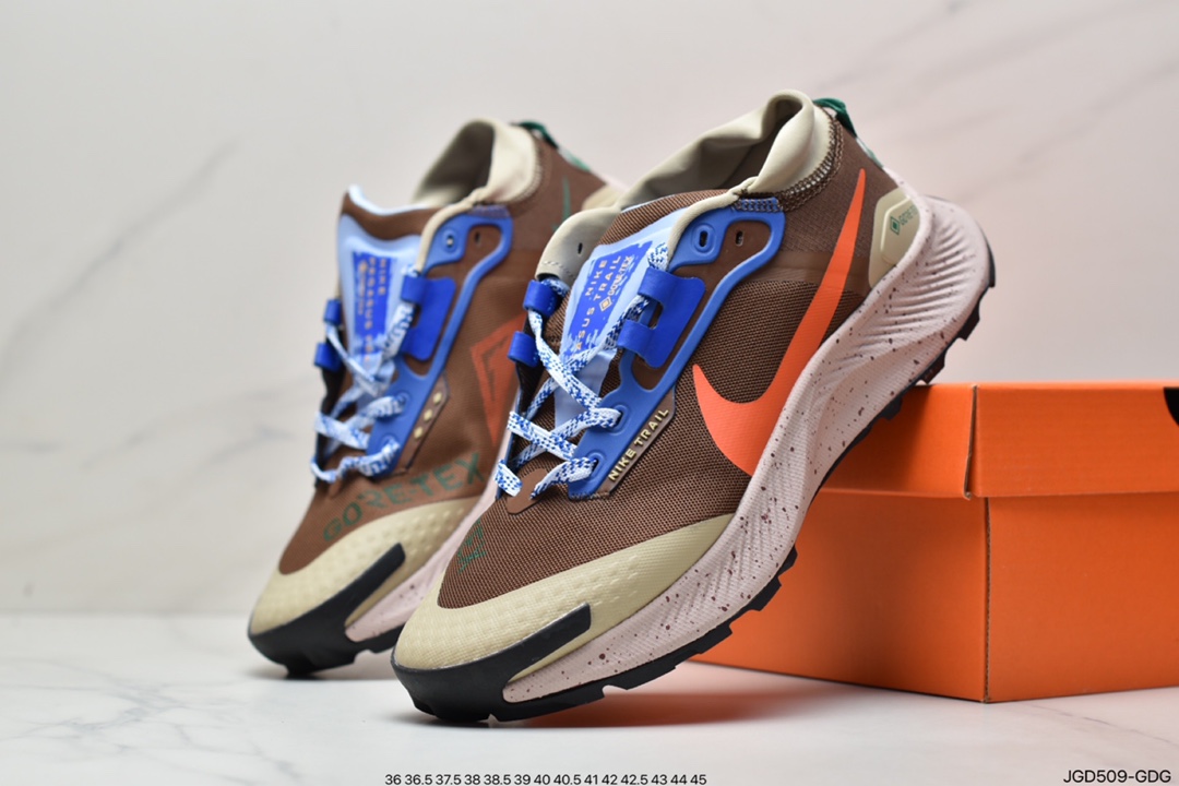 180 Nike Pegasus Trail 3 运动鞋 跑步鞋DC8793-300