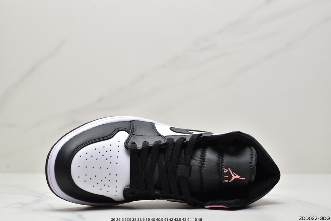230 Air Jordan 1 Low 整体框架和经典配色黑脚趾类似DM1200-001