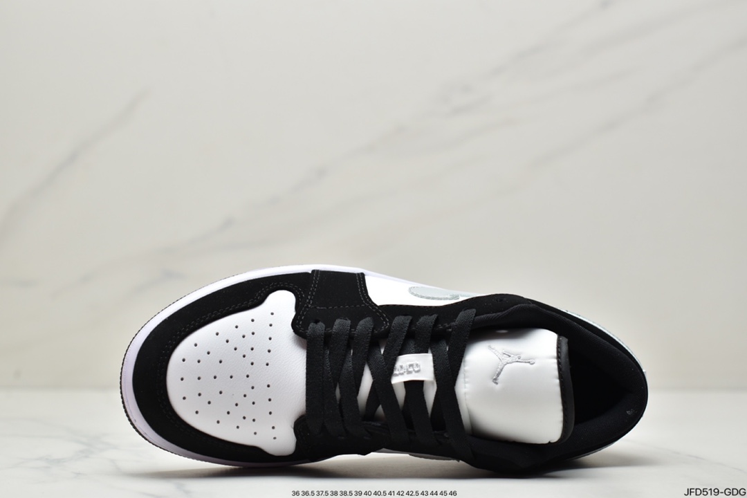 170 Air Jordan 1 Low ”New Emerald” 这款低帮Air Jordan 1采用白色皮革底座552780-018