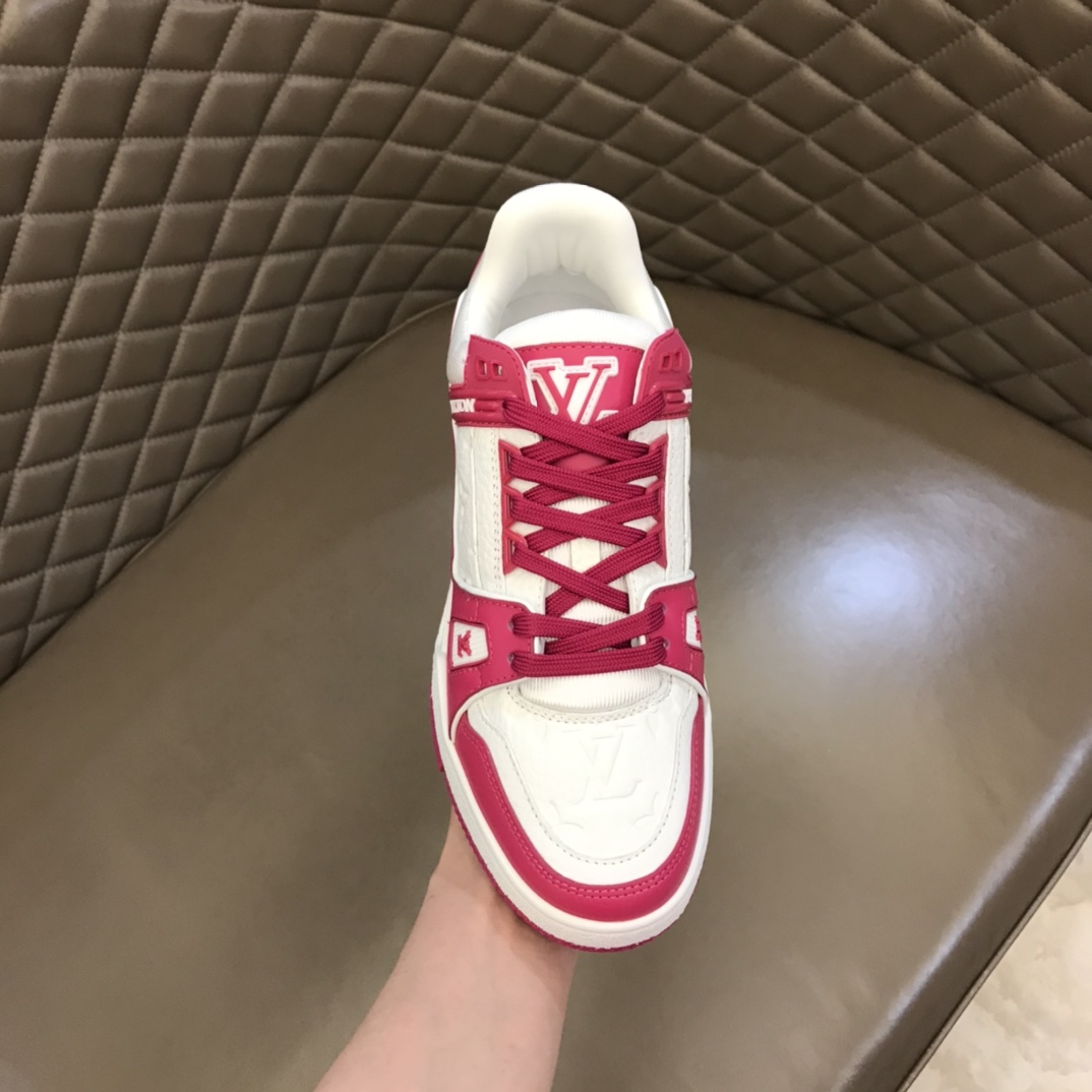 LV/路易威登   2022情侣款头层牛皮材质Trainer运动鞋