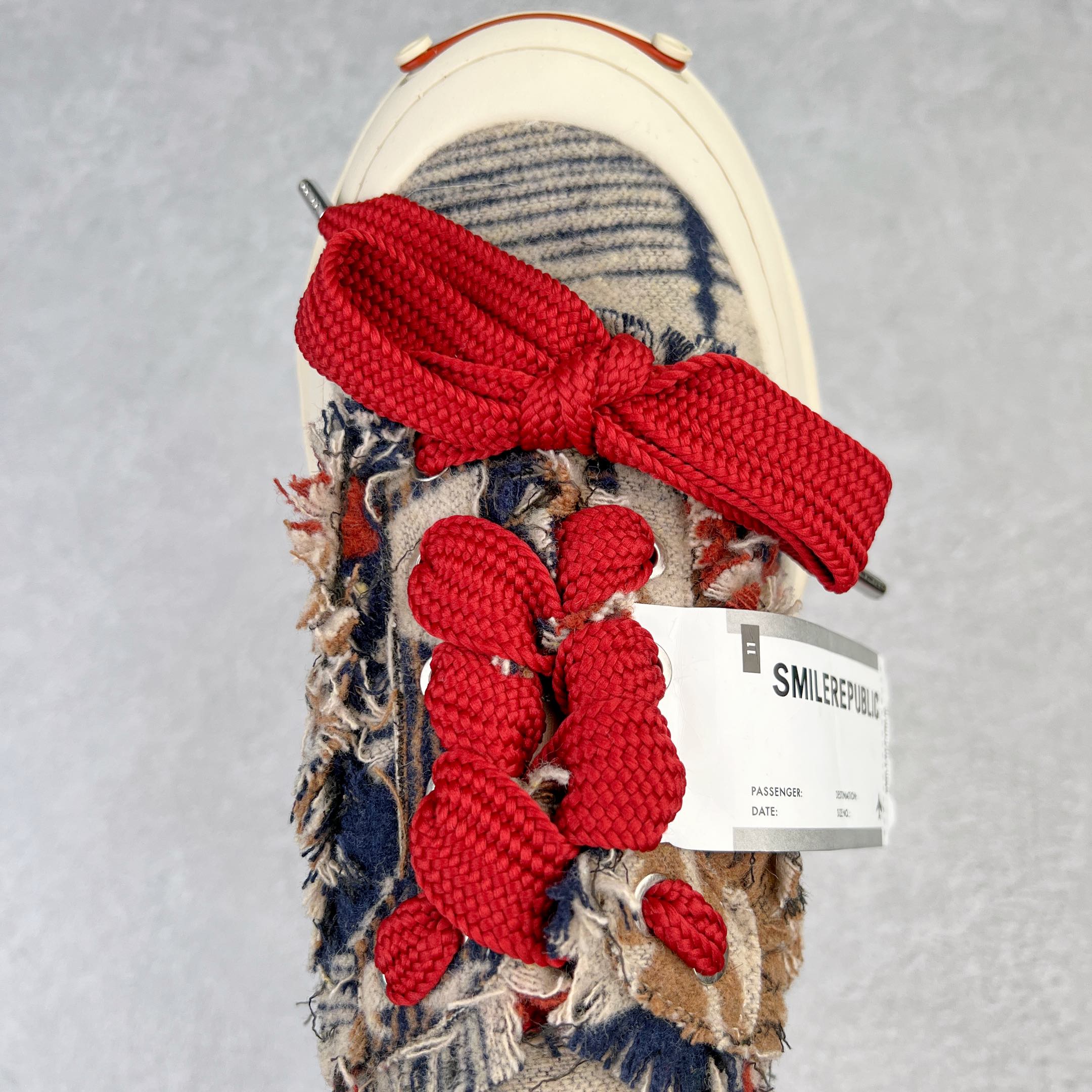 图片[4]-＃开春福利 SMILEREPUBLIC檀健次同款经典新款起司猫低帮开口笑厚底帆布鞋 新晋街头鞋履品牌SMILEREPUBLIC Canvas 系列 以 SMILE 为灵感来源 捕捉潮流 主打柔软的帆布设计 有裁切的羊毛流苏与独特编织技艺 超软水染牛皮内里 注塑成型鞋垫 4cm厘米外增高效果橡胶鞋底 尺码：35 36 37 38 39 40 41 42 43 44-选品中心