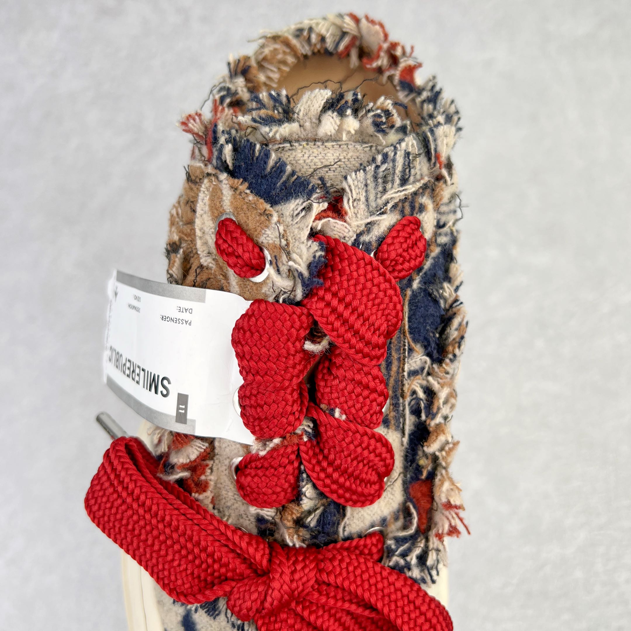 图片[5]-＃开春福利 SMILEREPUBLIC檀健次同款经典新款起司猫低帮开口笑厚底帆布鞋 新晋街头鞋履品牌SMILEREPUBLIC Canvas 系列 以 SMILE 为灵感来源 捕捉潮流 主打柔软的帆布设计 有裁切的羊毛流苏与独特编织技艺 超软水染牛皮内里 注塑成型鞋垫 4cm厘米外增高效果橡胶鞋底 尺码：35 36 37 38 39 40 41 42 43 44-选品中心